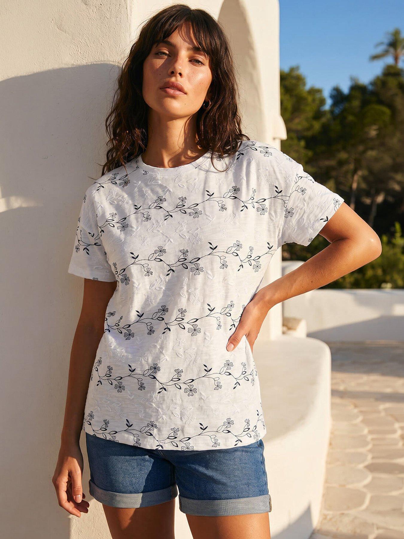 Roman Floral Puff Print T-shirt