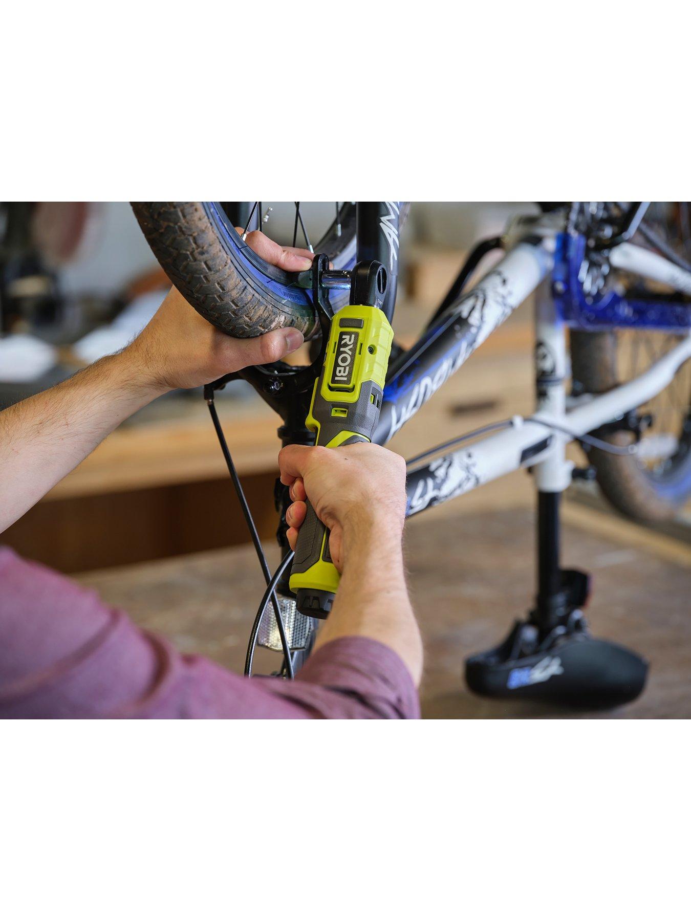 Image 4 of 7 of RYOBI RR14W4-120G USB Lith Ratchet Wrench