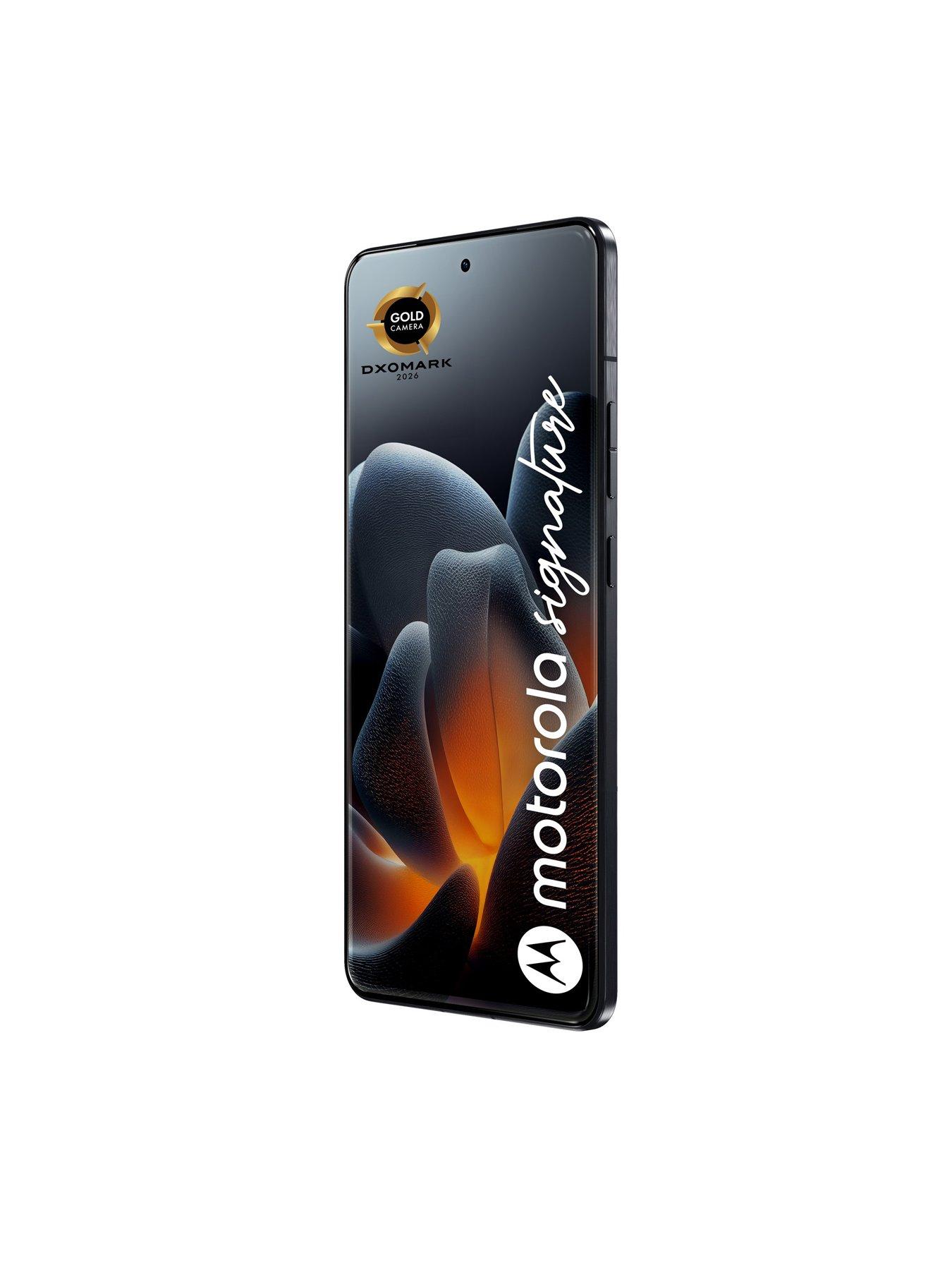 Image 3 of 5 of Motorola Signature 5G - 512GB Mobile