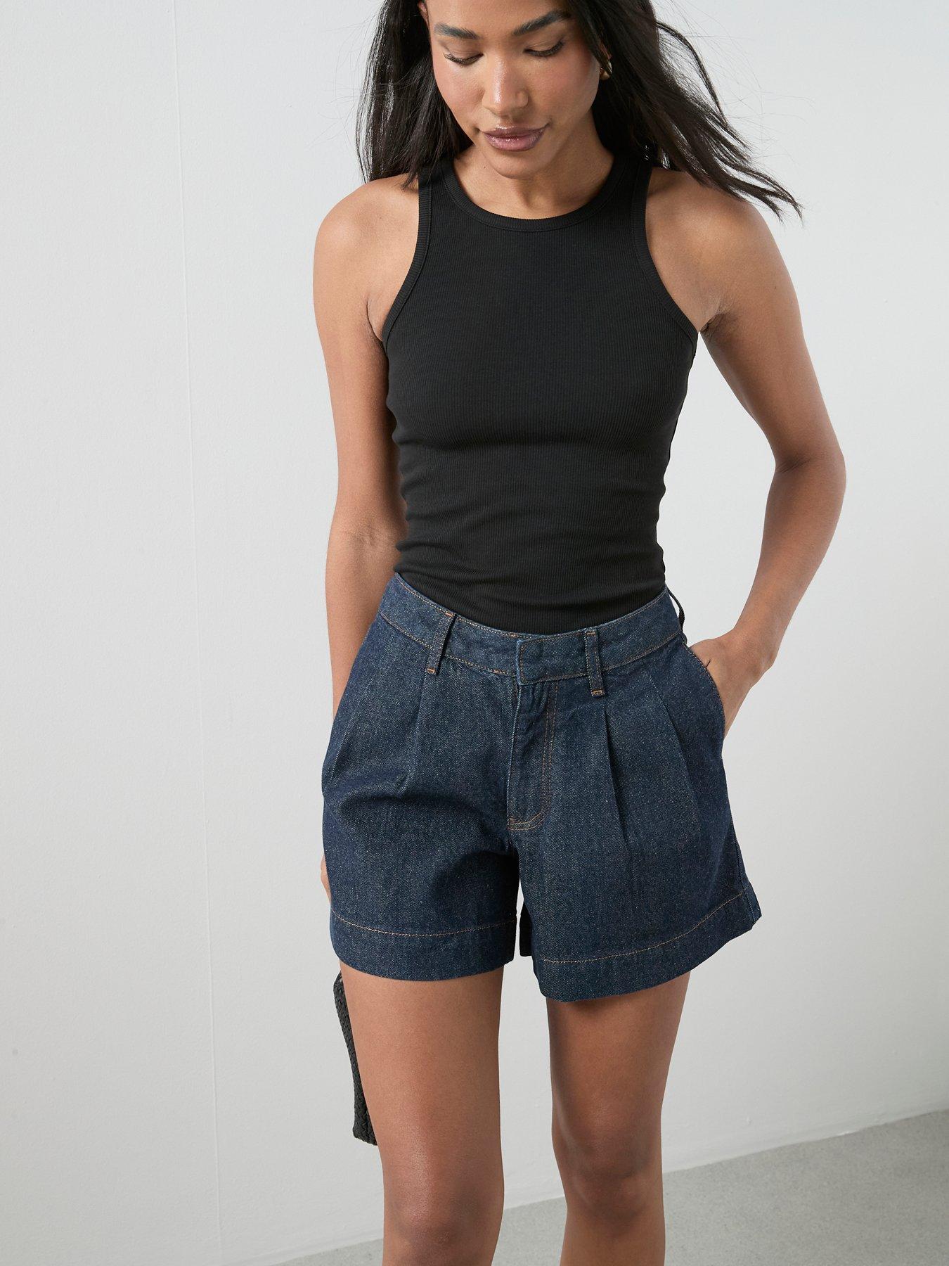 The Very Collection Pleated Top Denim Shorts - Dark Wash