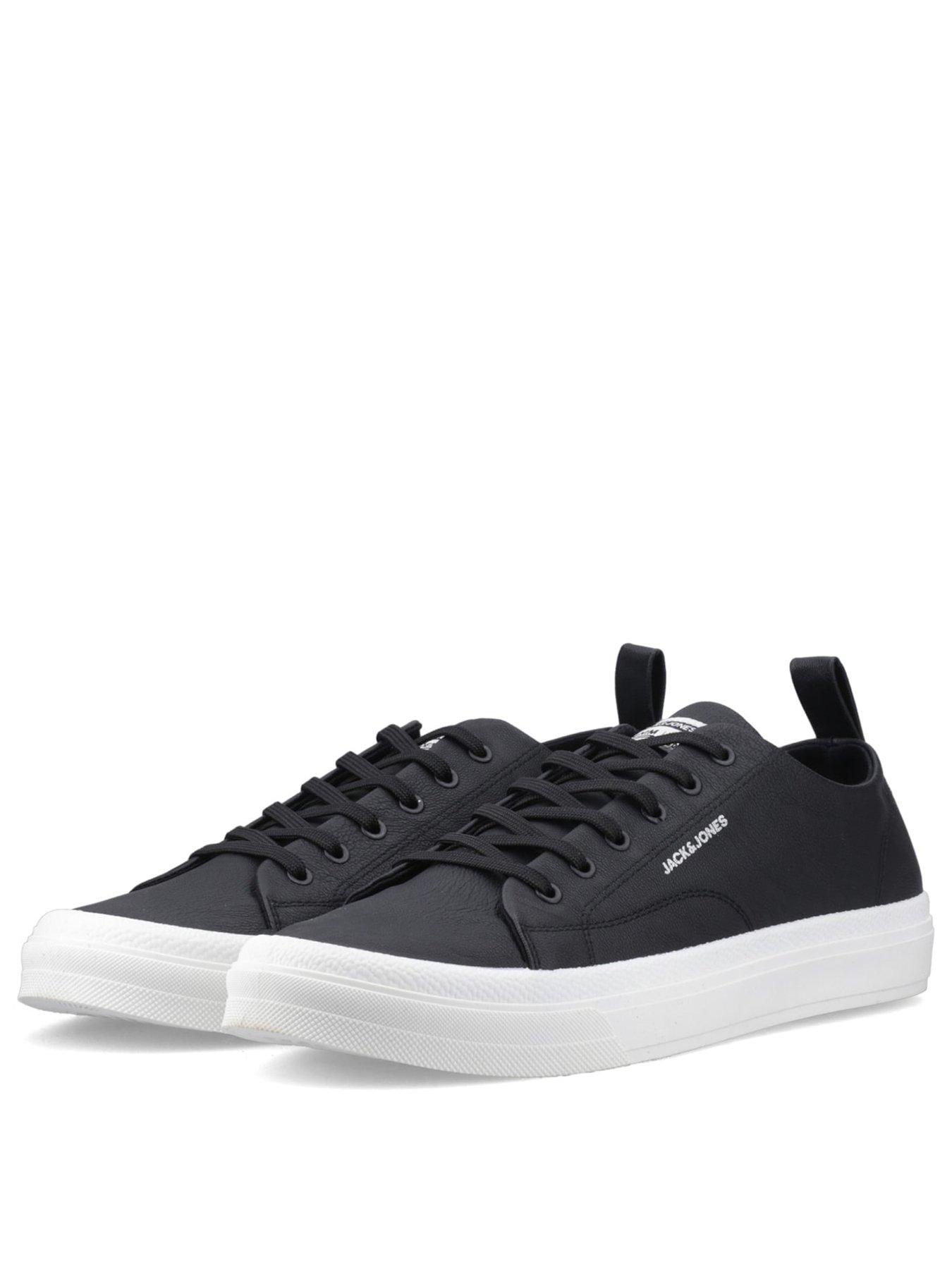 Image 2 of 5 of Jack & Jones Jack &amp; Jones Bayswater Trainer
