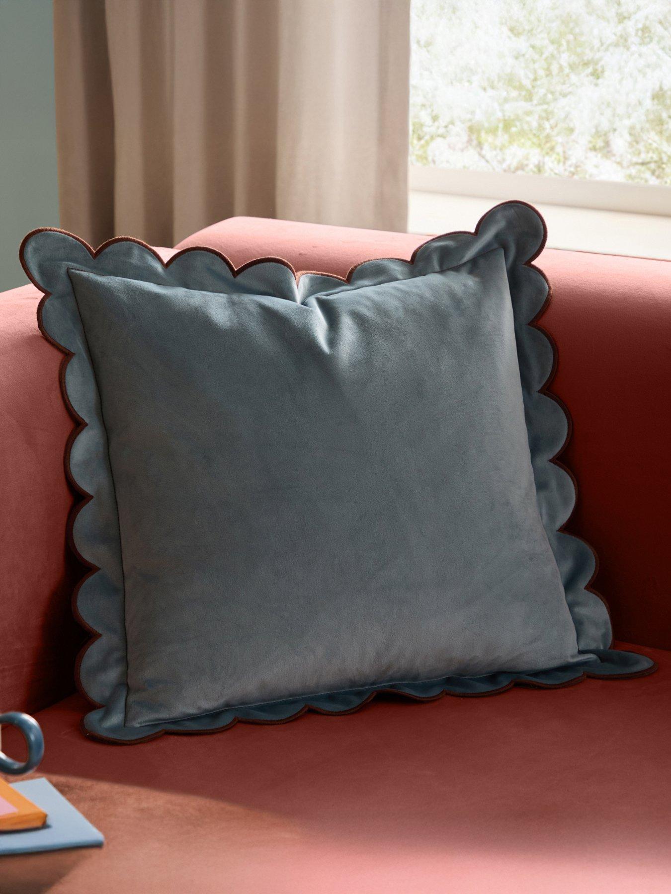Furn Lil Scallop 45x45cm Cushion