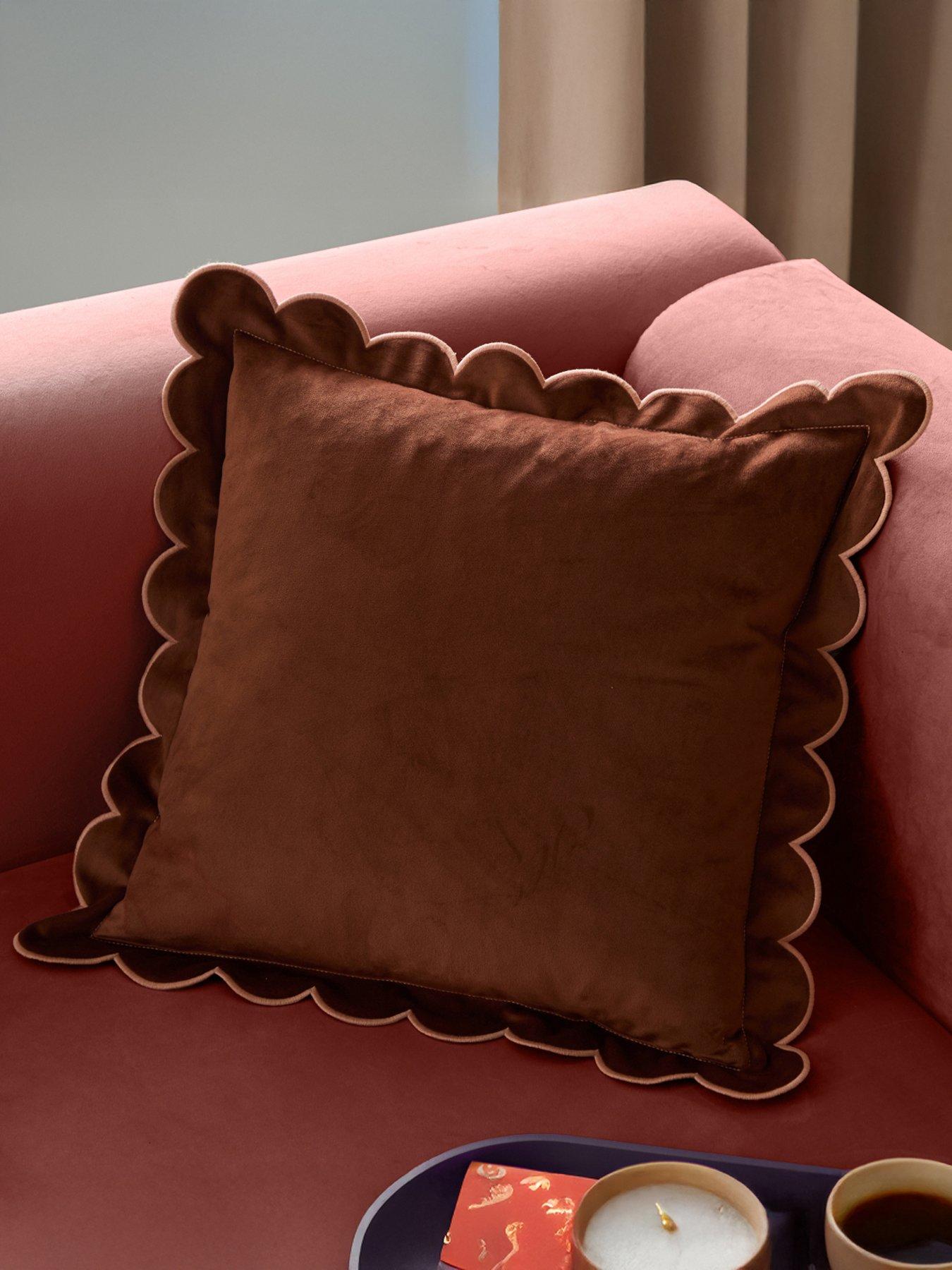 Furn Lil Scallop 45x45cm Cushion