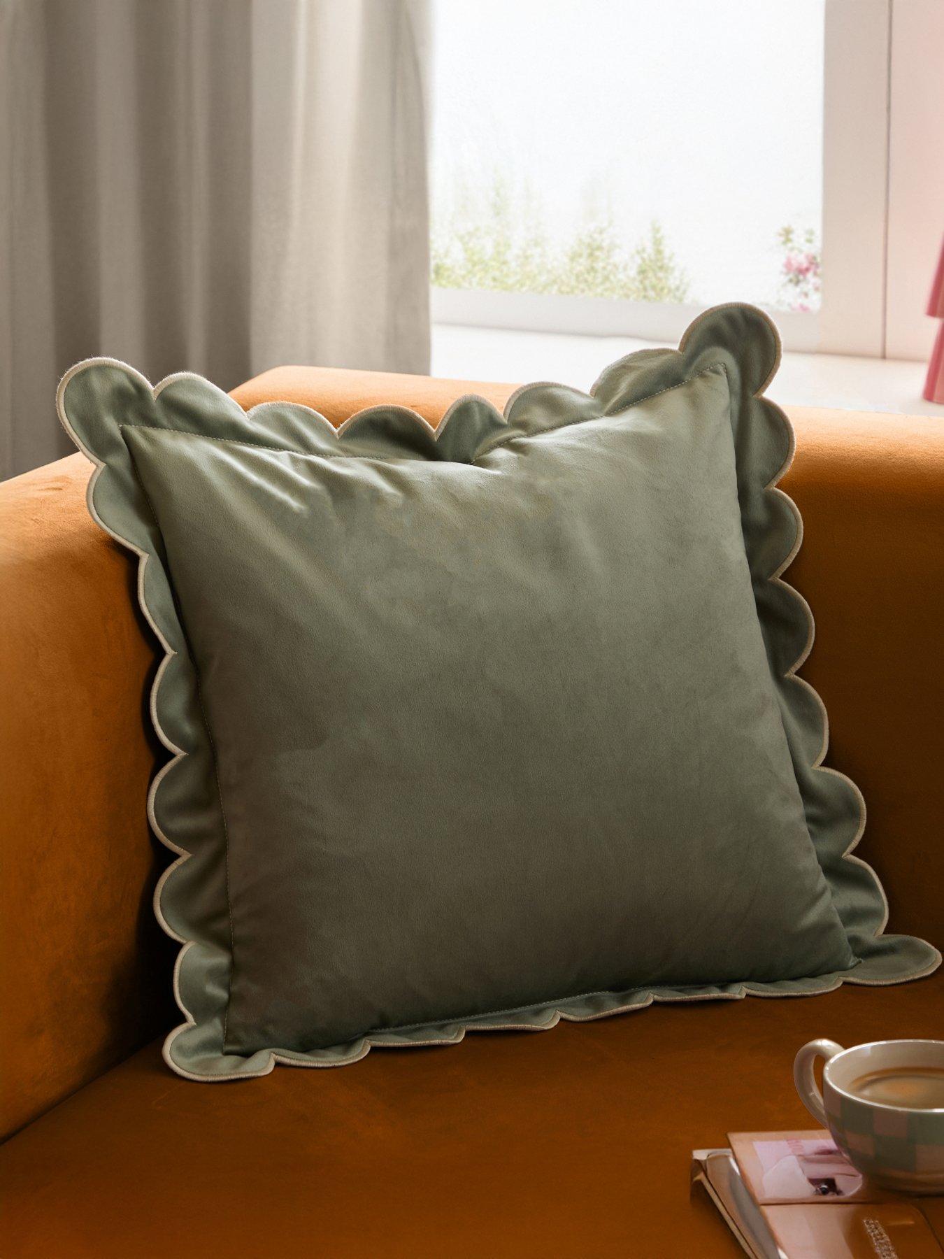 Furn Lil Scallop 45x45cm Cushion