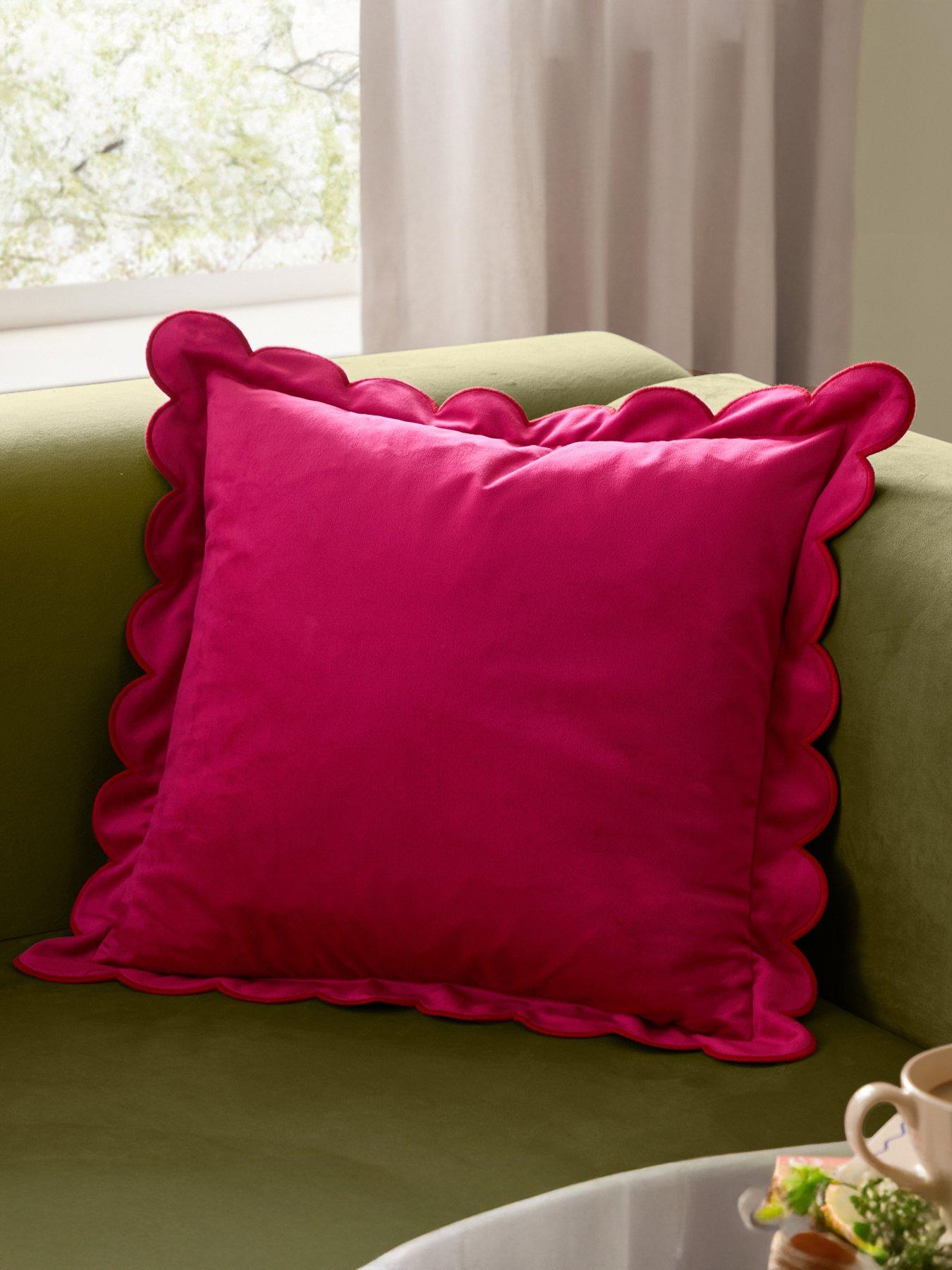 Furn Lil Scallop 45x45cm Cushion