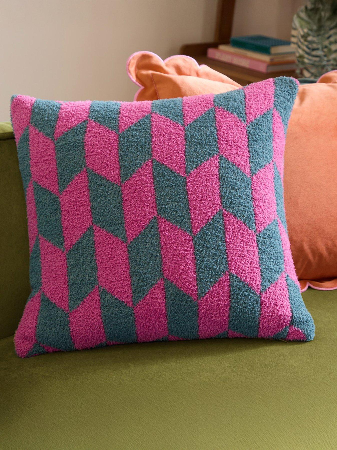Furn Olsen 45X45 Polyester Cushion Retro Pink