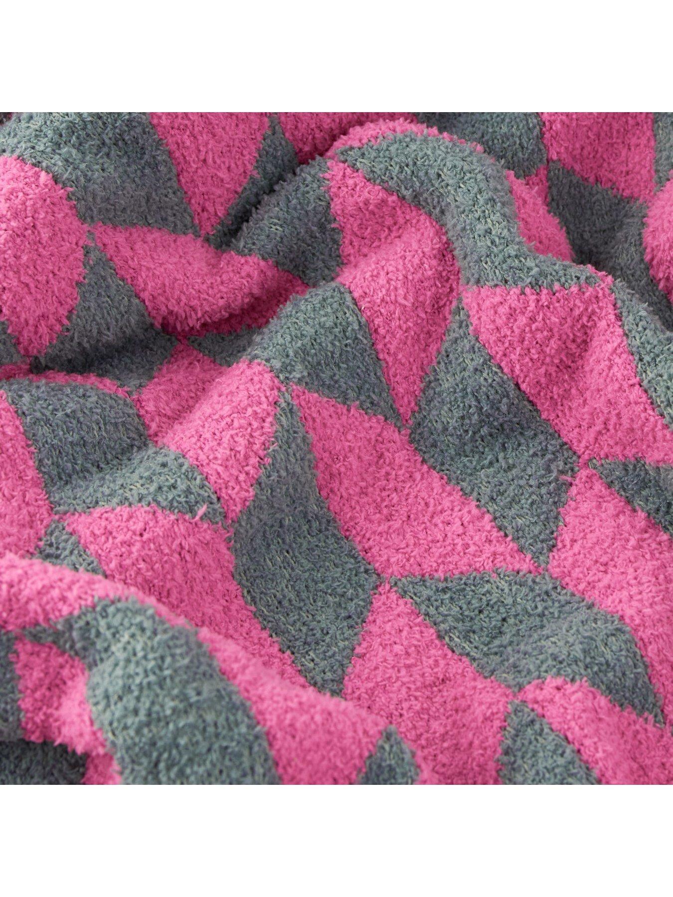  image of furn-olsen-130x180cm-throw-retro-pinknbsp