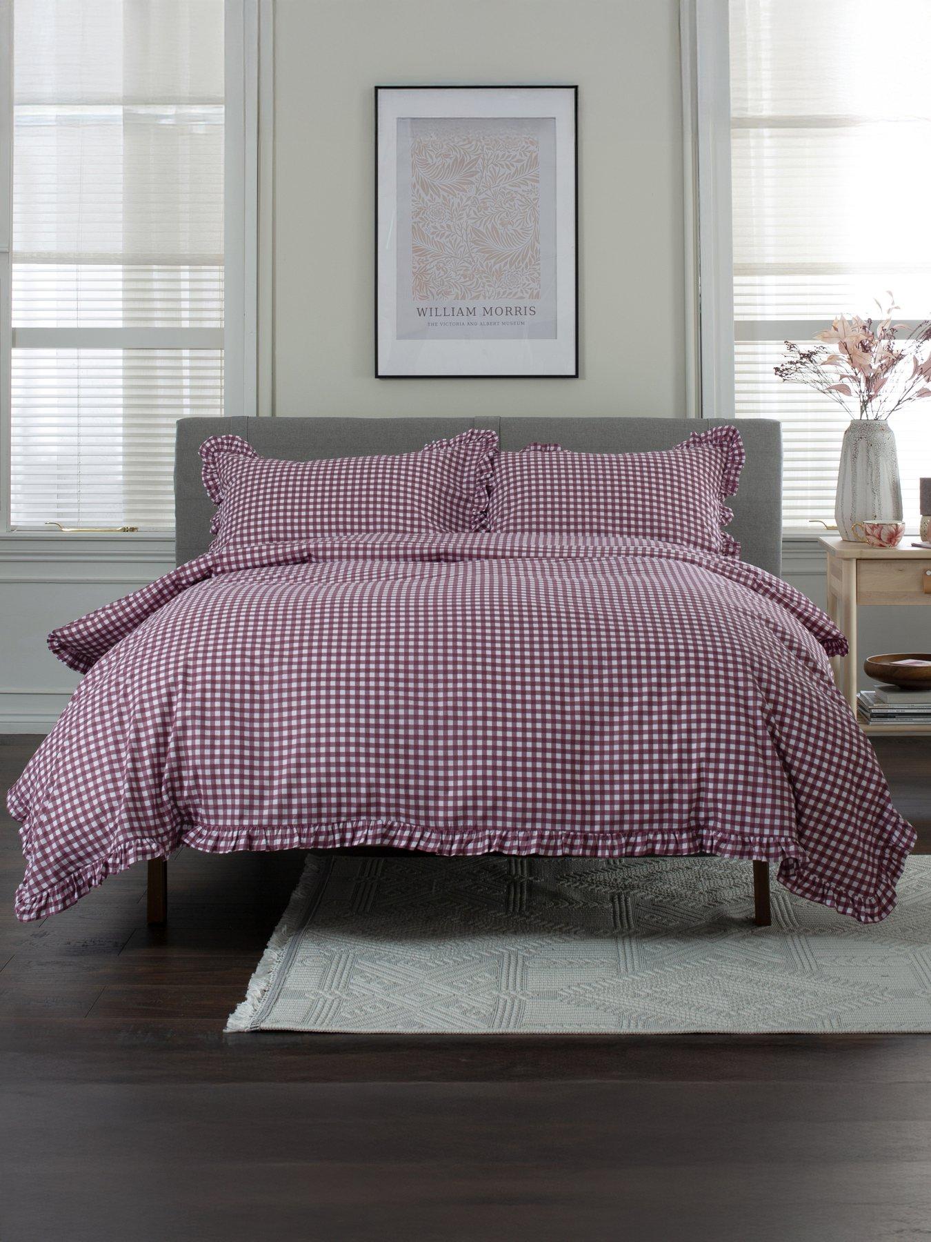 Deyongs TLC Gingham Frilled Duvet Set