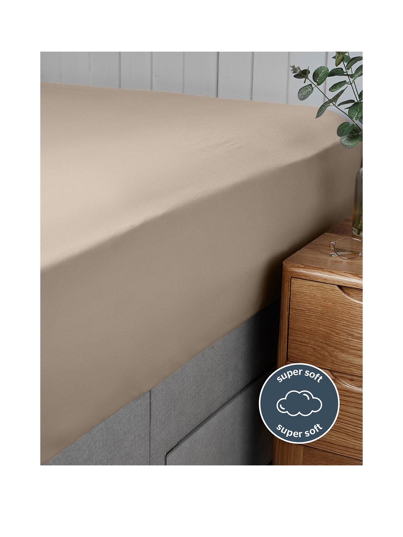 Image 2 of 6 of Silentnight Silentnight Supersoft 2 Pack Fitted Sheet Bundle