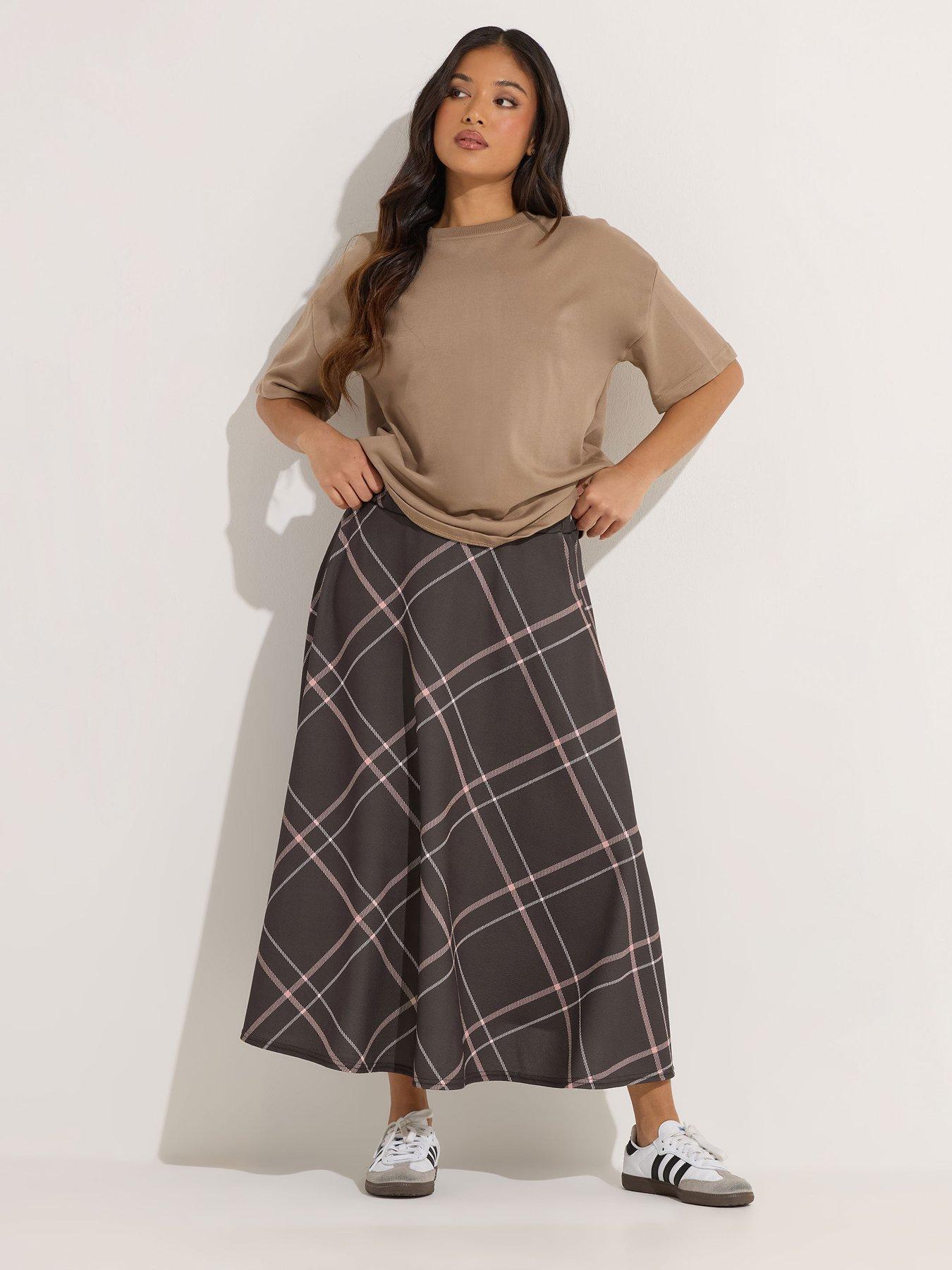Image 3 of 4 of PixieGirl Petite Check Midaxi Skirt - Pink