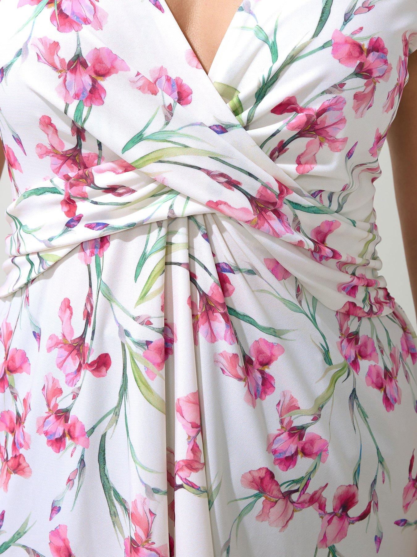  image of yours-curve-floral-wrap-front-top-white
