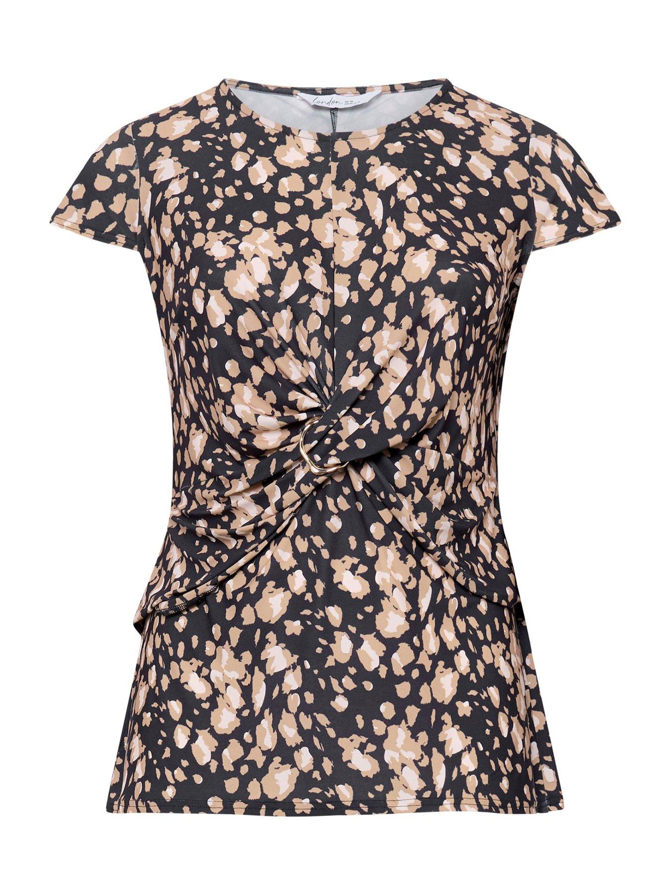 Image 5 of 5 of Yours Curve Buckle Twist Front Top - Black