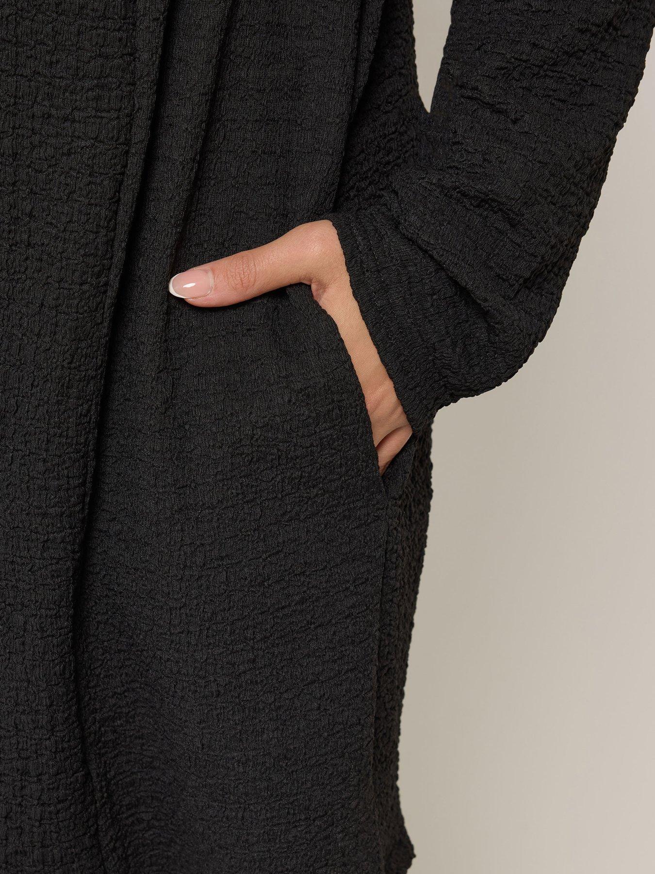  image of yours-curve-bubble-texture-blazer-black