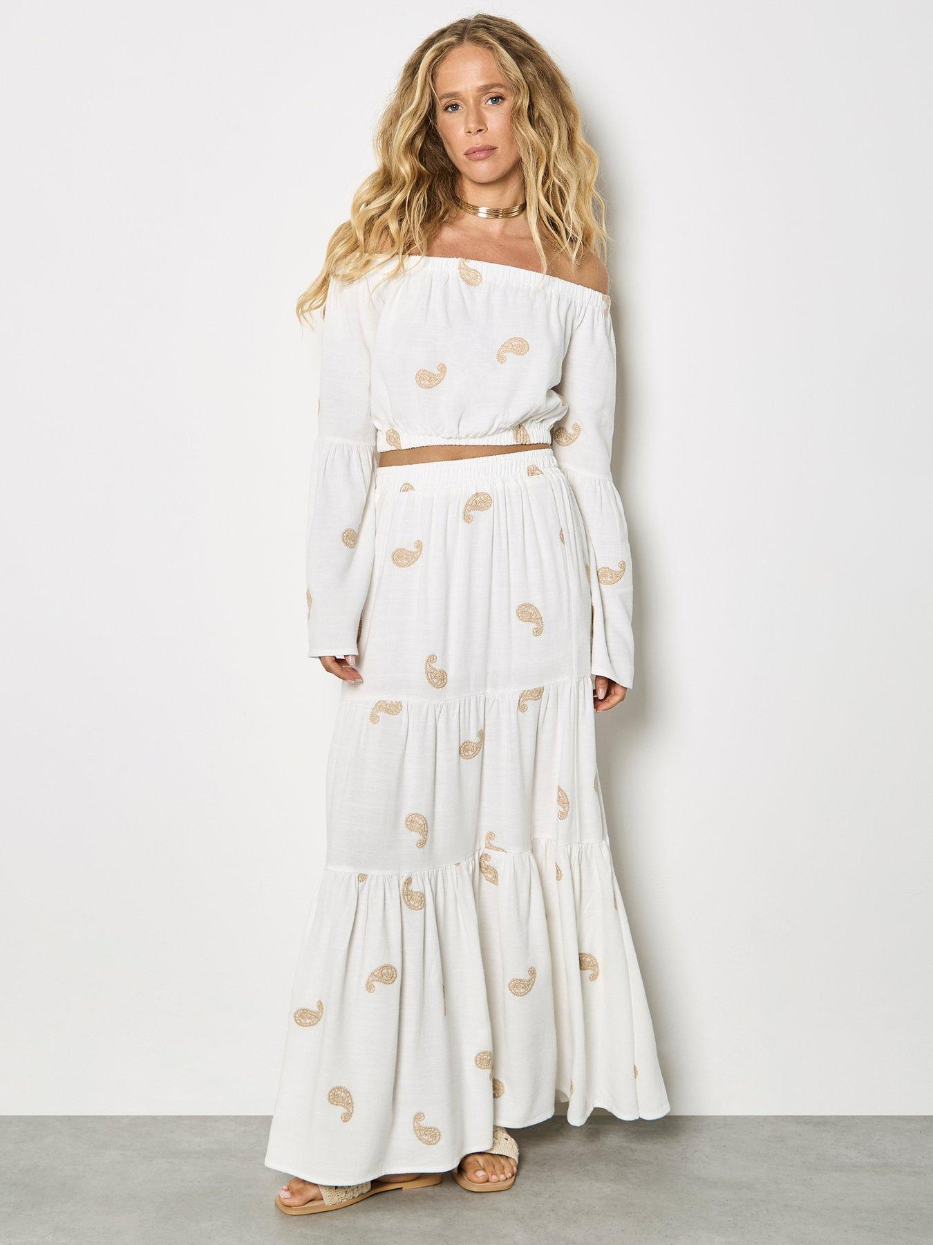 Image 3 of 5 of Apricot Paisley Embroid Linen Bardot Top