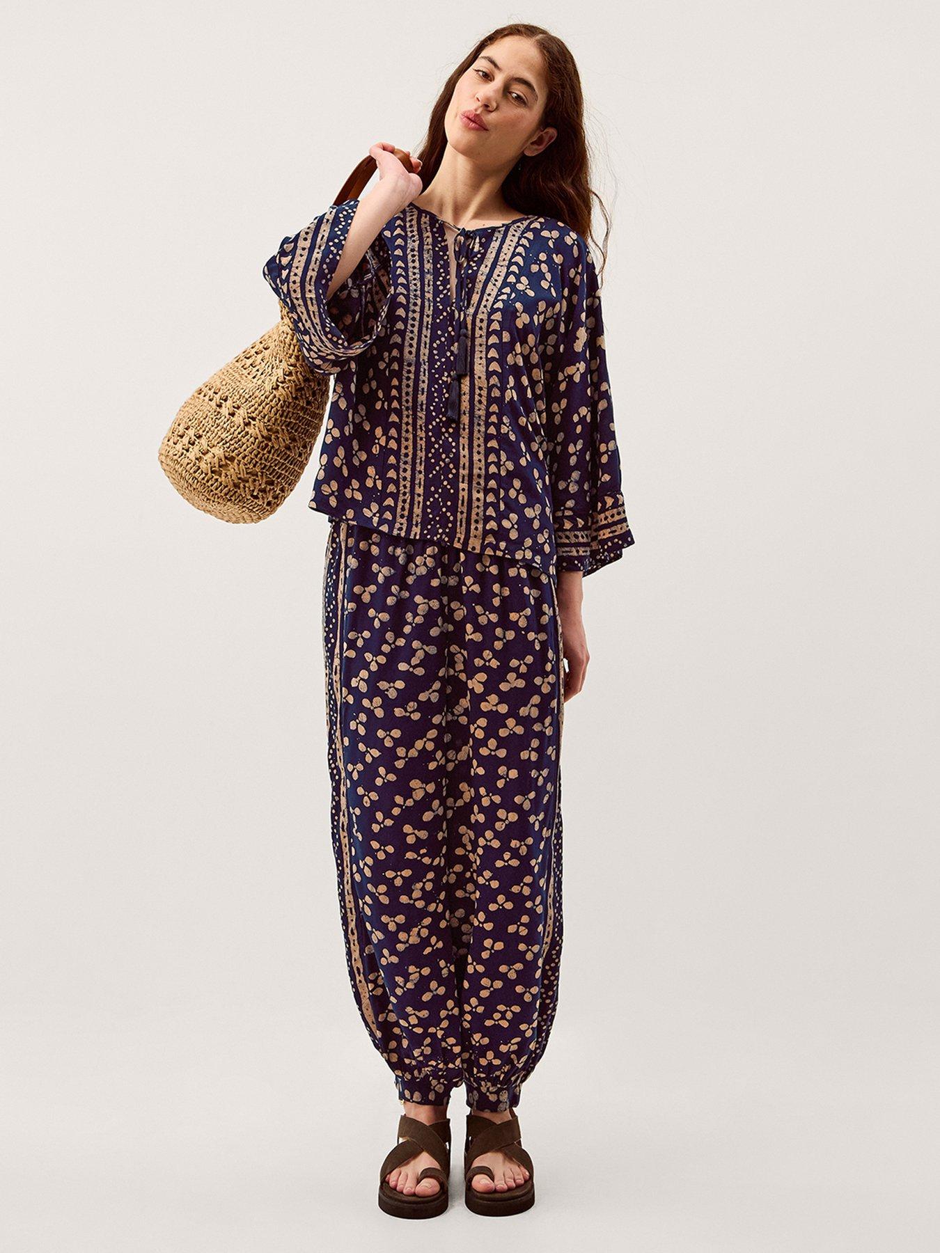  image of monsoon-clover-print-top-blue