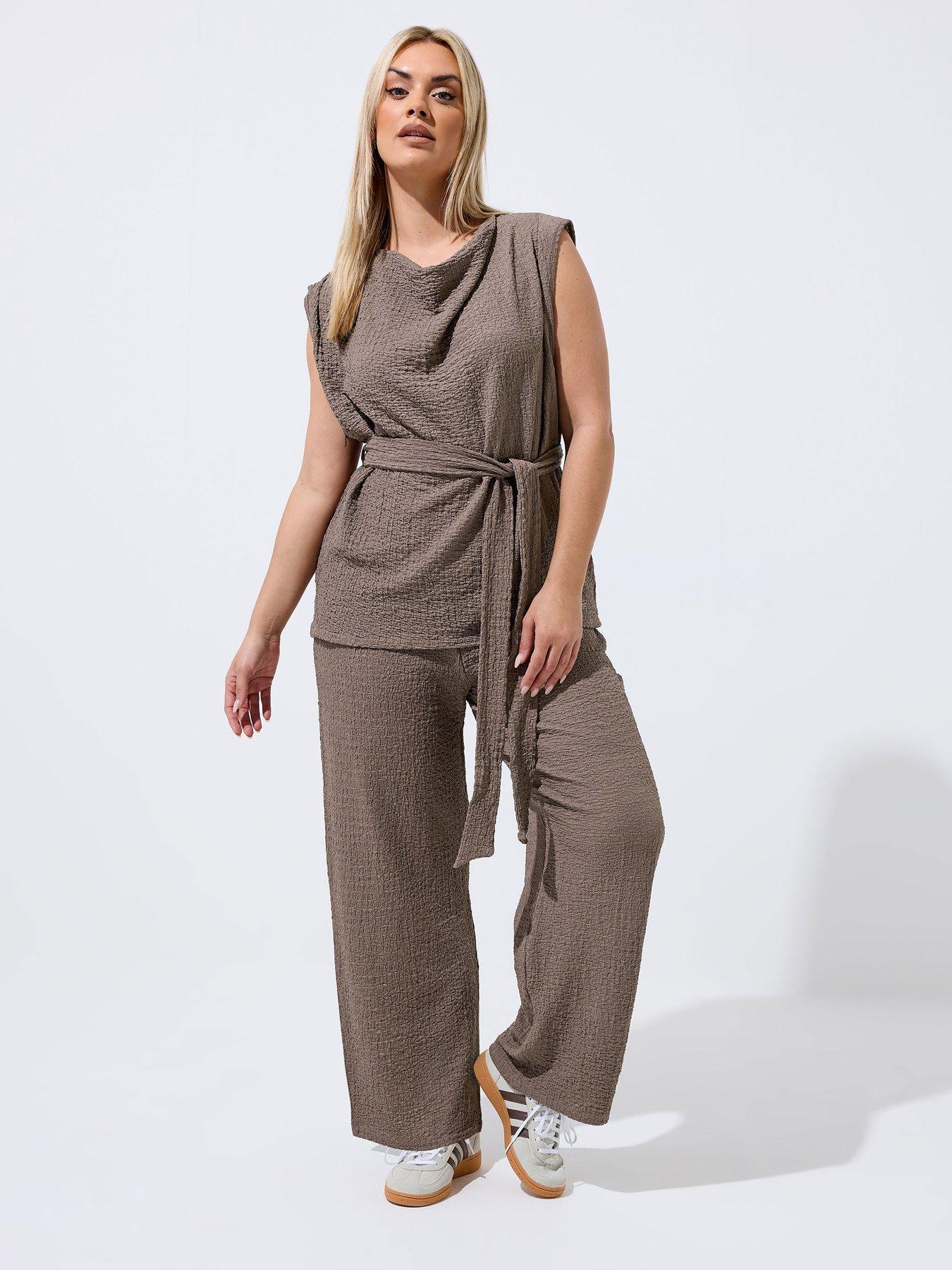 Image 3 of 5 of Yours Curve Textured Sleeveless Tie Top