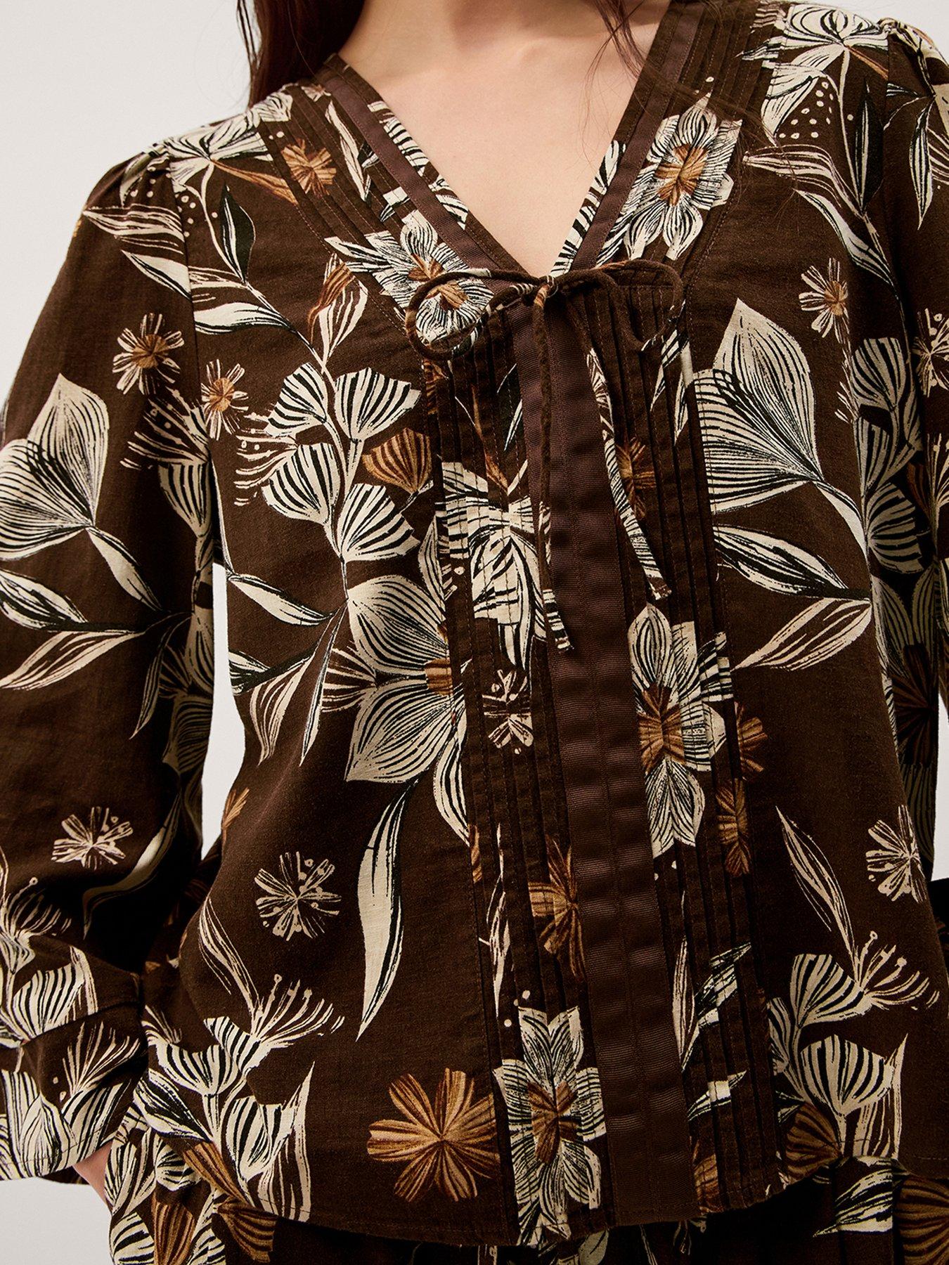 Image 4 of 6 of Monsoon Esther Linen Top