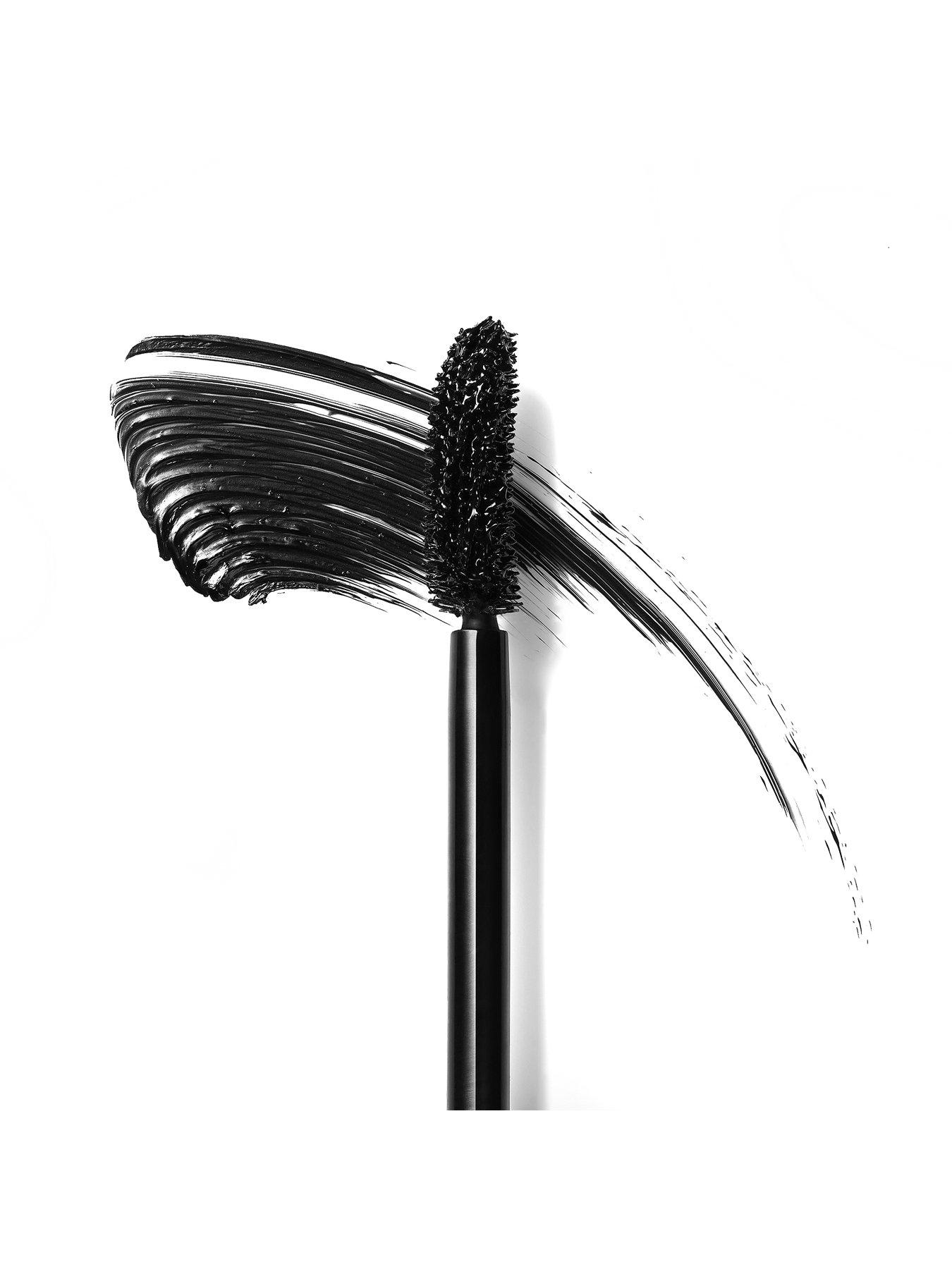 Image 3 of 6 of STILA Made-U-Lash Length & Define Tubing Mascara