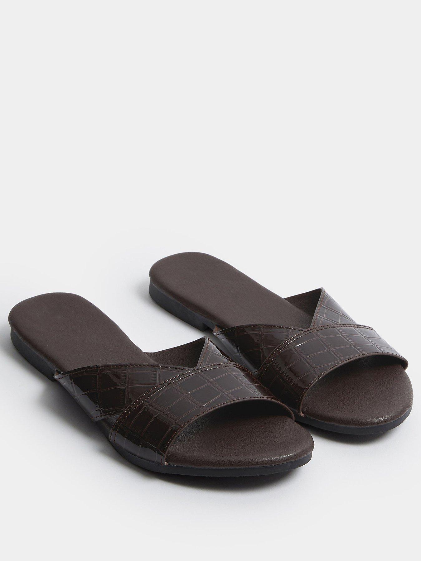 stillFront image of yours-extra-wide-fit-v-cut-mule