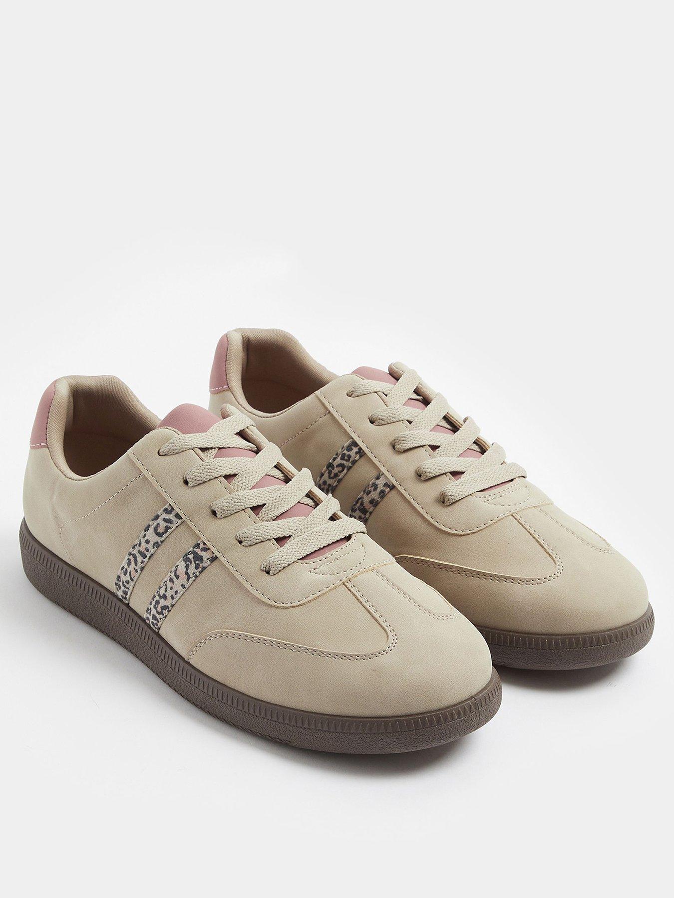 Image 2 of 4 of Yours Extra Wide Fit Retro Stripe Trainer - Cream