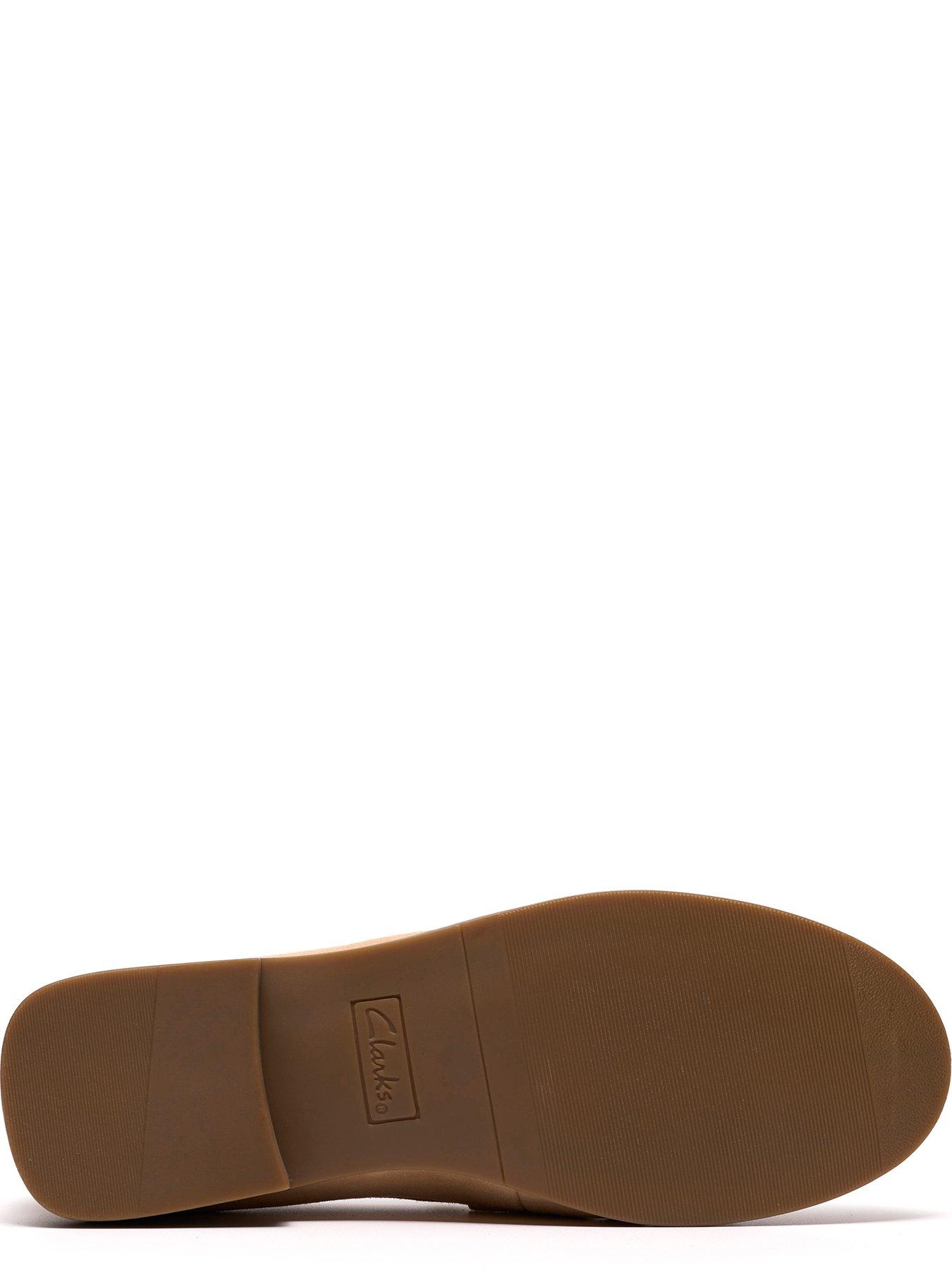 Image 5 of 6 of Clarks Alixea Walk Sand Suede