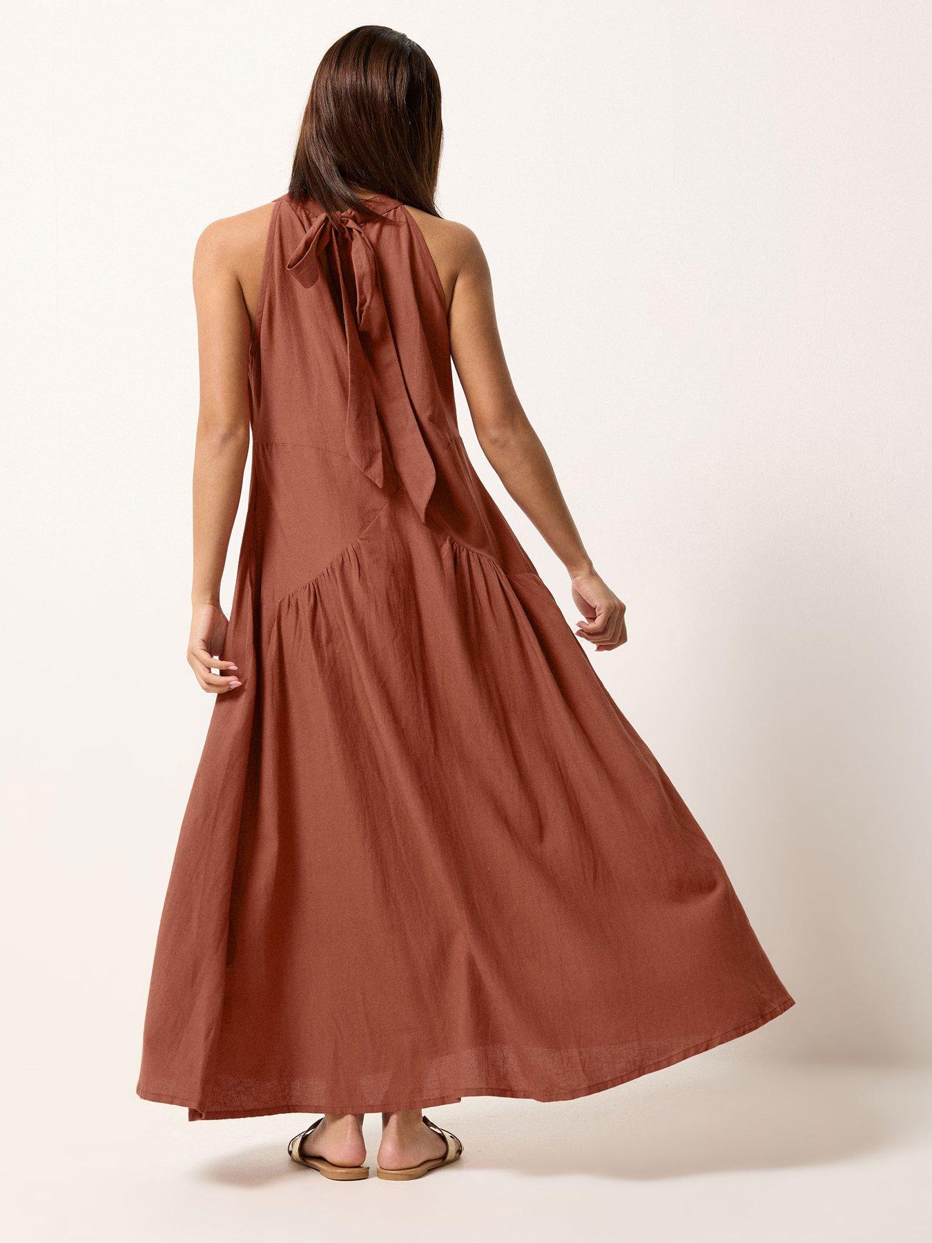 Image 2 of 6 of PixieGirl Petite Halter Neck Maxi Dress - Red