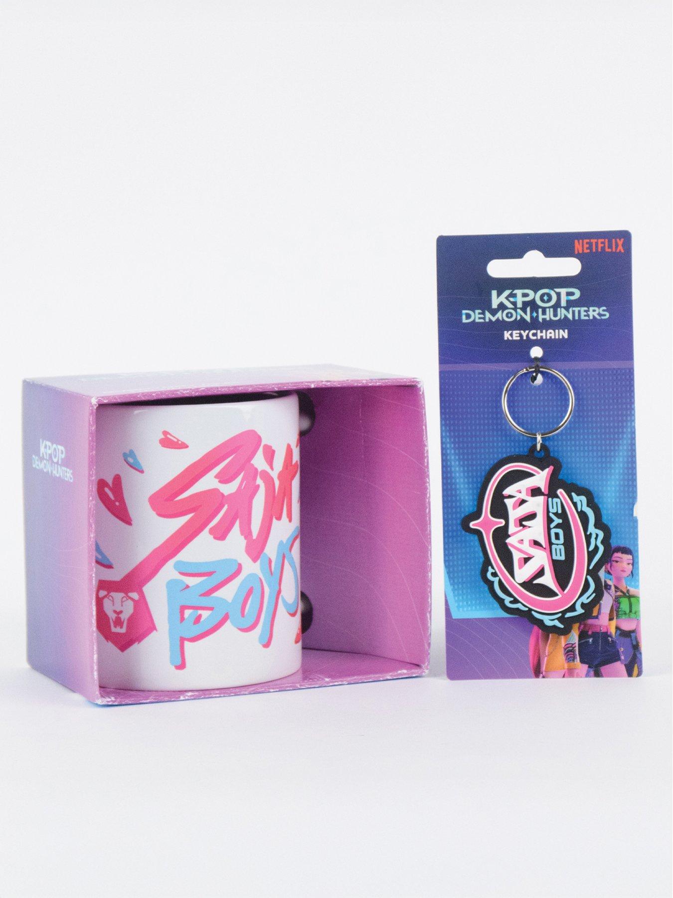 Netflix K-pop Demon Hunters Saja Boys Mug And Keyring Bundle