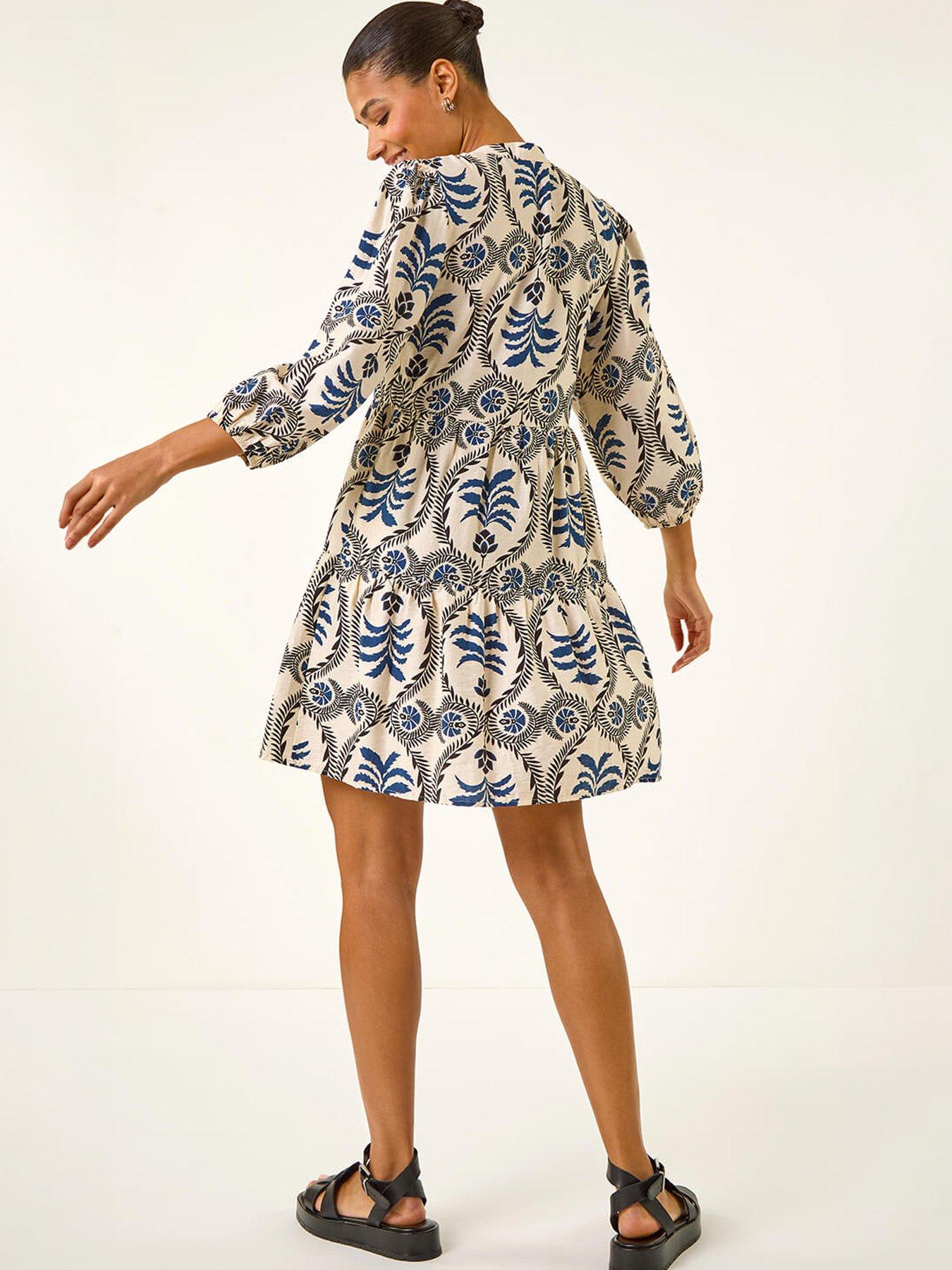  image of roman-leaf-border-print-smock-dress