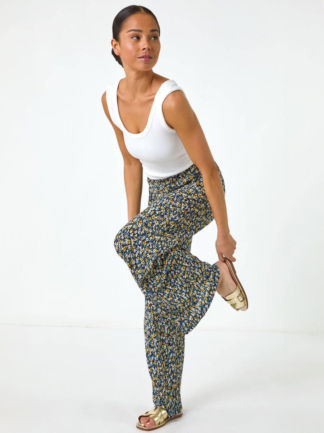 Image 3 of 5 of Roman Petite Ditsy Crinkle Trouser