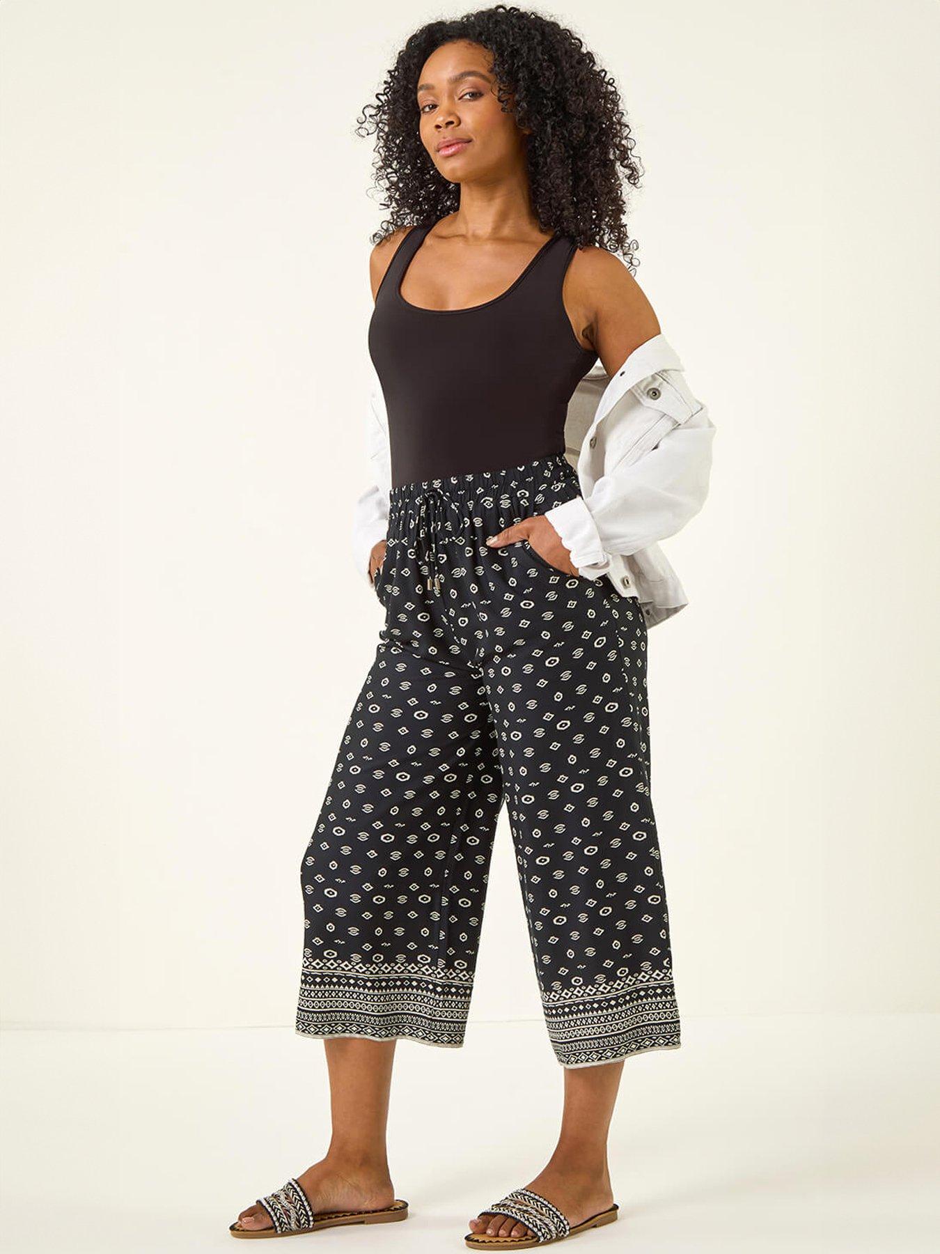Image 4 of 5 of Roman Petite Border Print Cropped Trouser