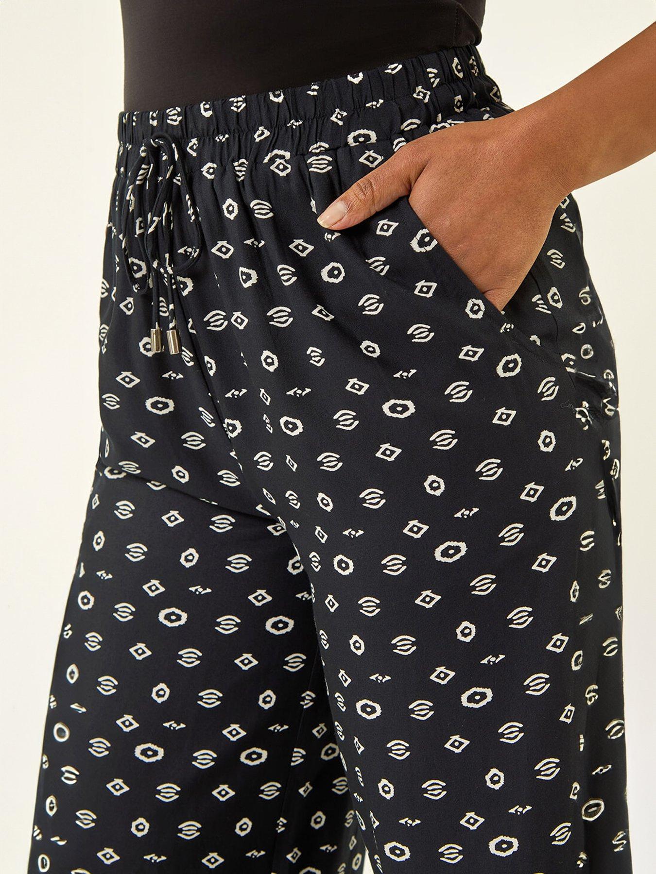 Image 5 of 5 of Roman Petite Border Print Cropped Trouser