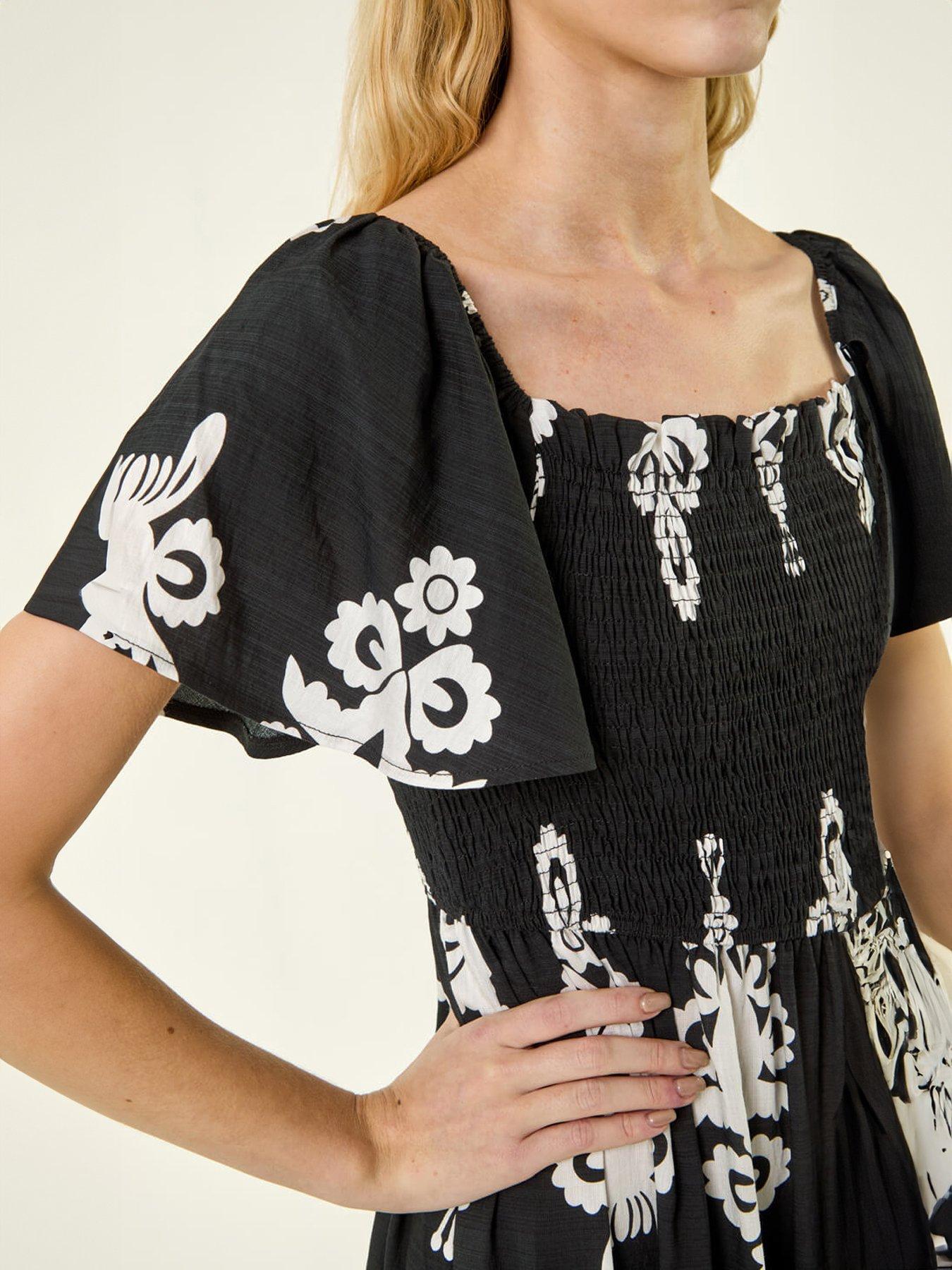 Image 5 of 5 of Roman Border Print Shirred Midi Dress
