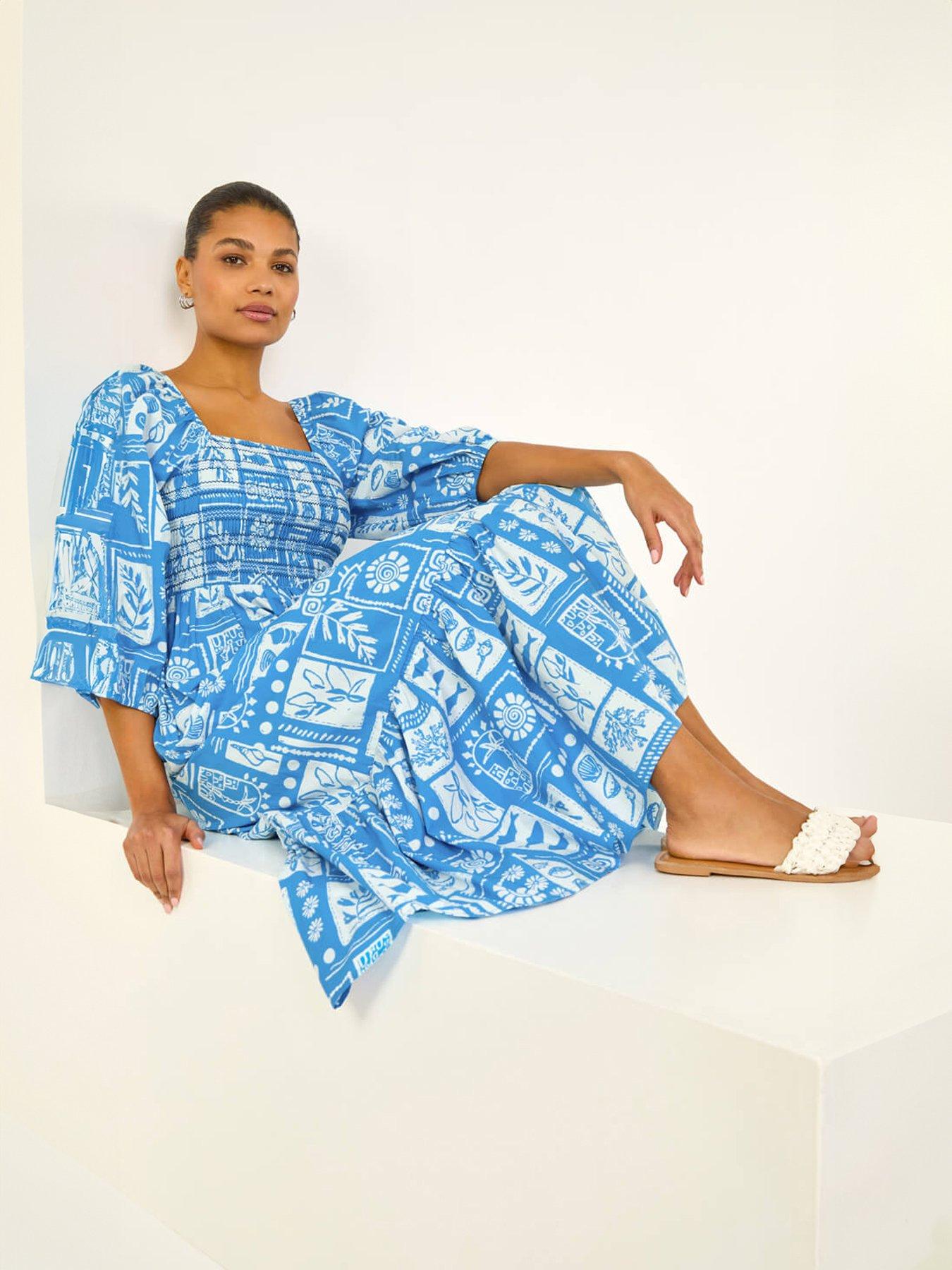 Image 4 of 5 of Roman Seashell Tile Midi Dress