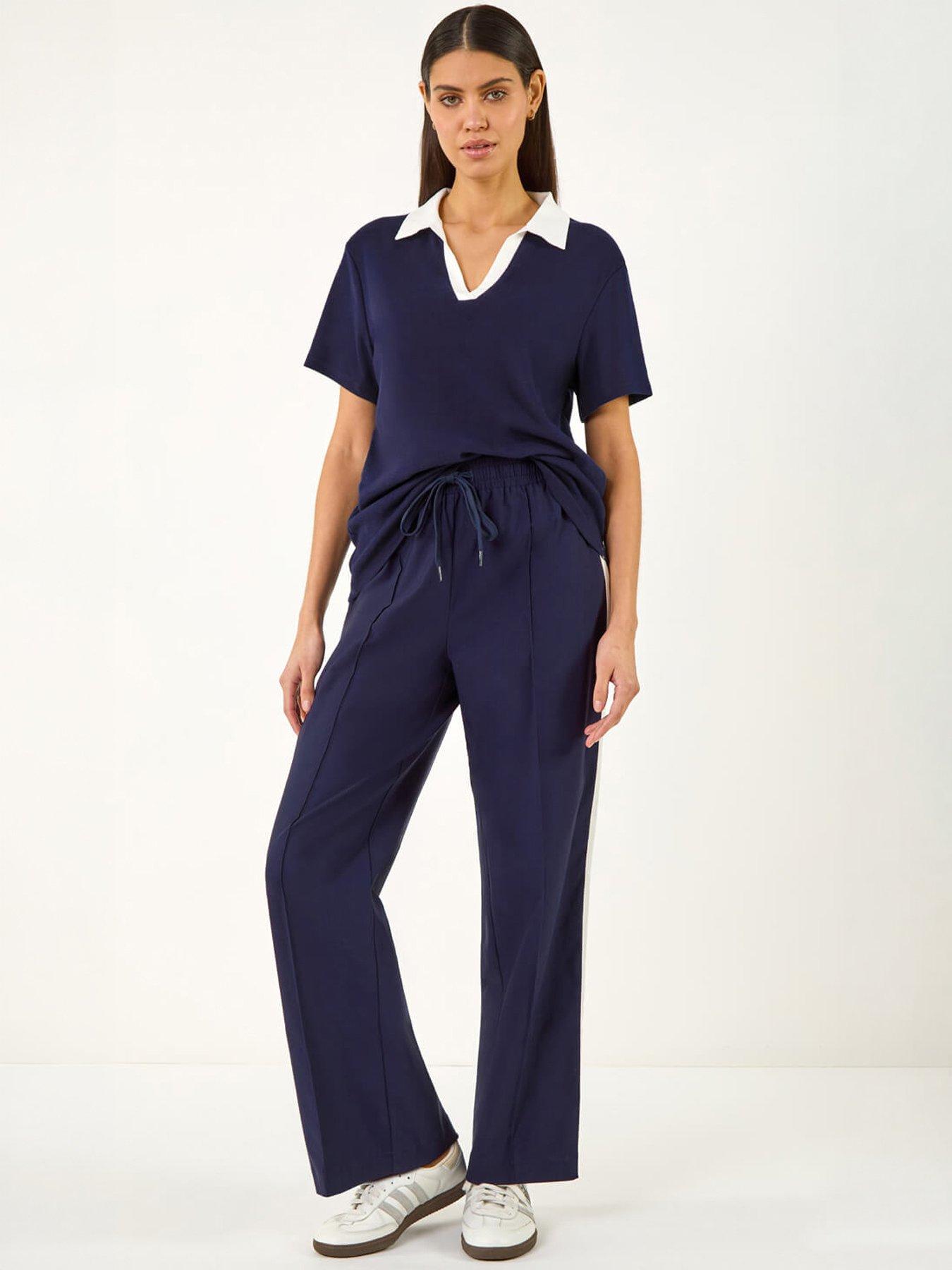 Image 5 of 5 of Roman Cotton Collar V-Neck Top