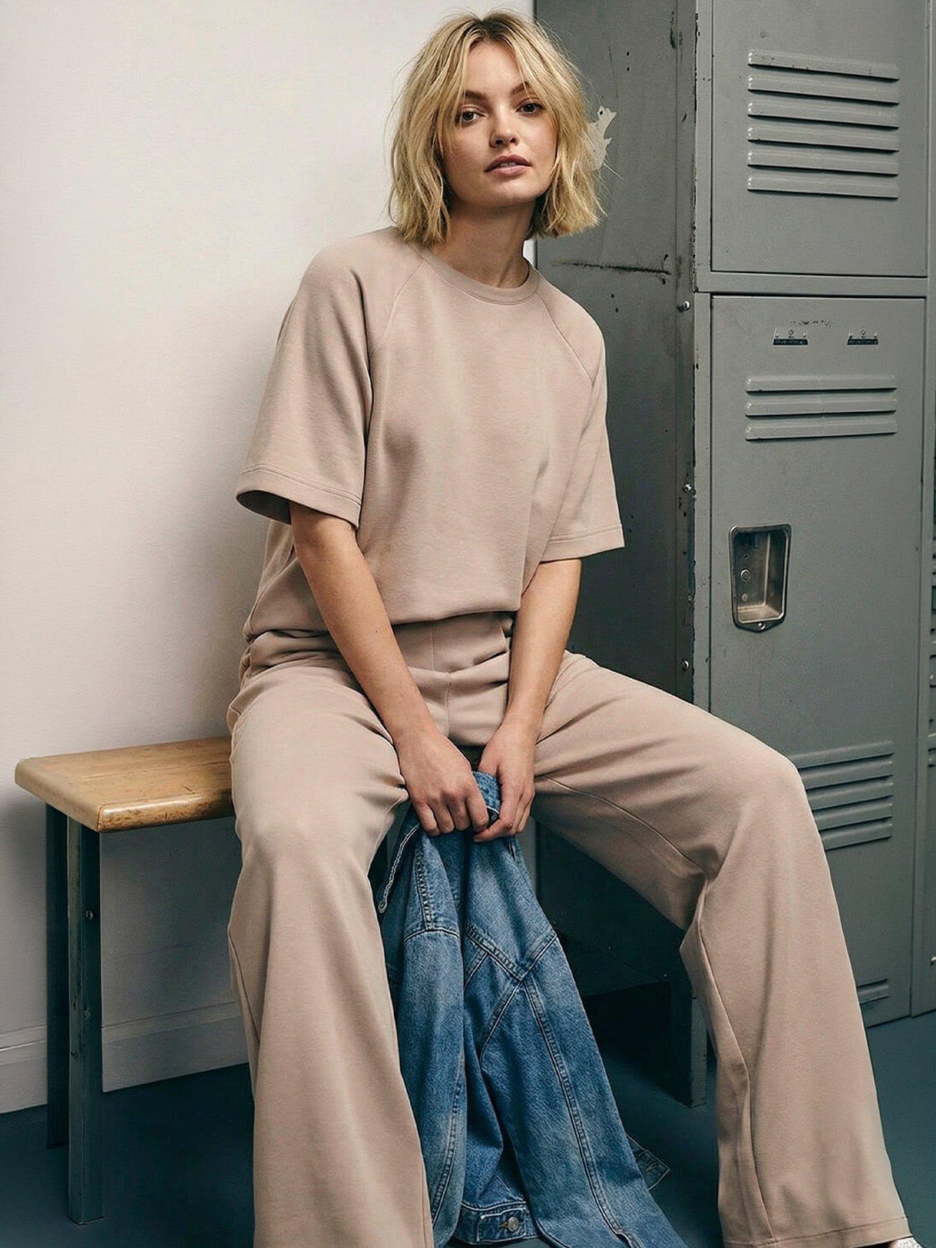 Roman Dusk Soft Stretch T-Shirt