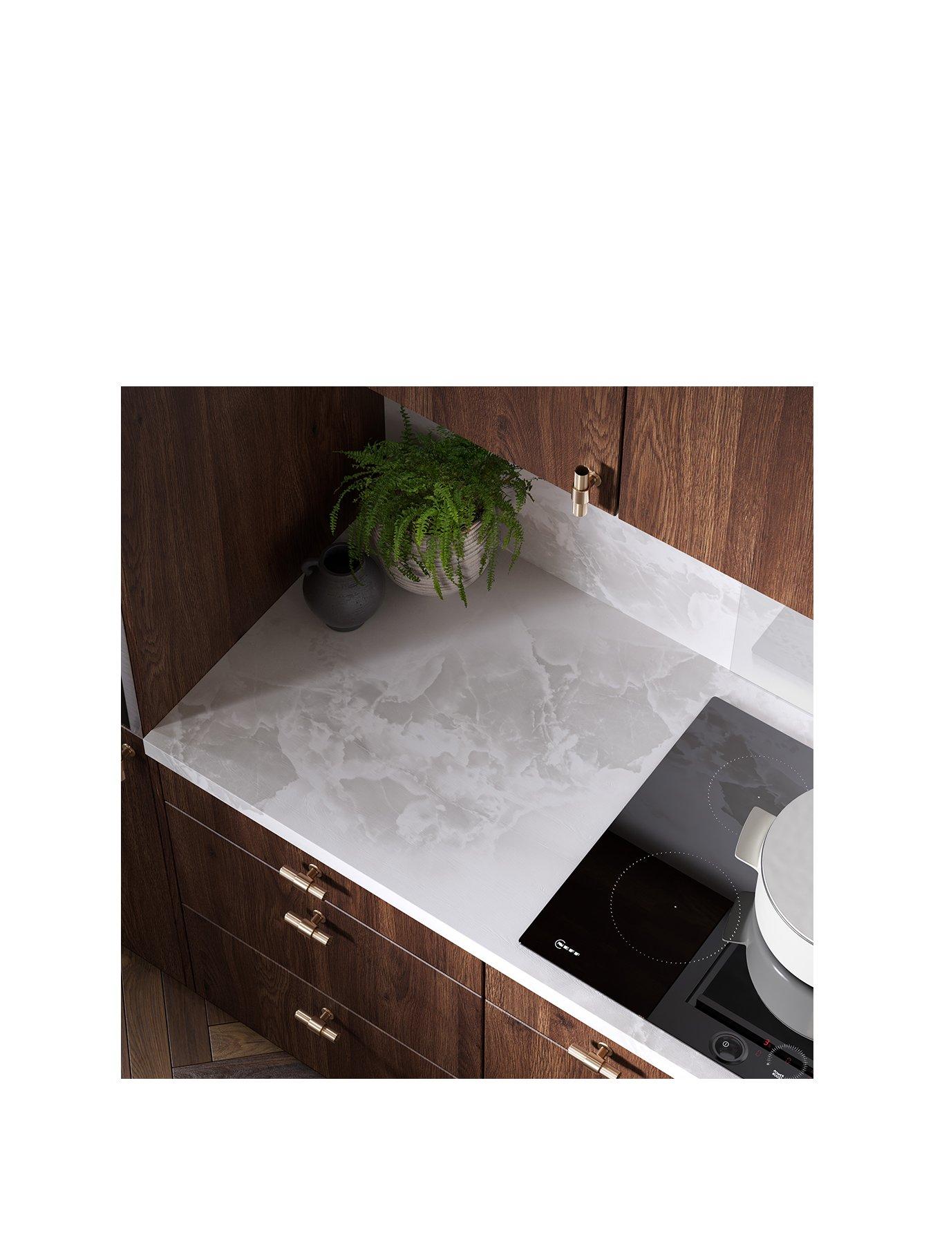 stillFront image of wilsonart-omega-modern-terzo-stone-splashback-squ