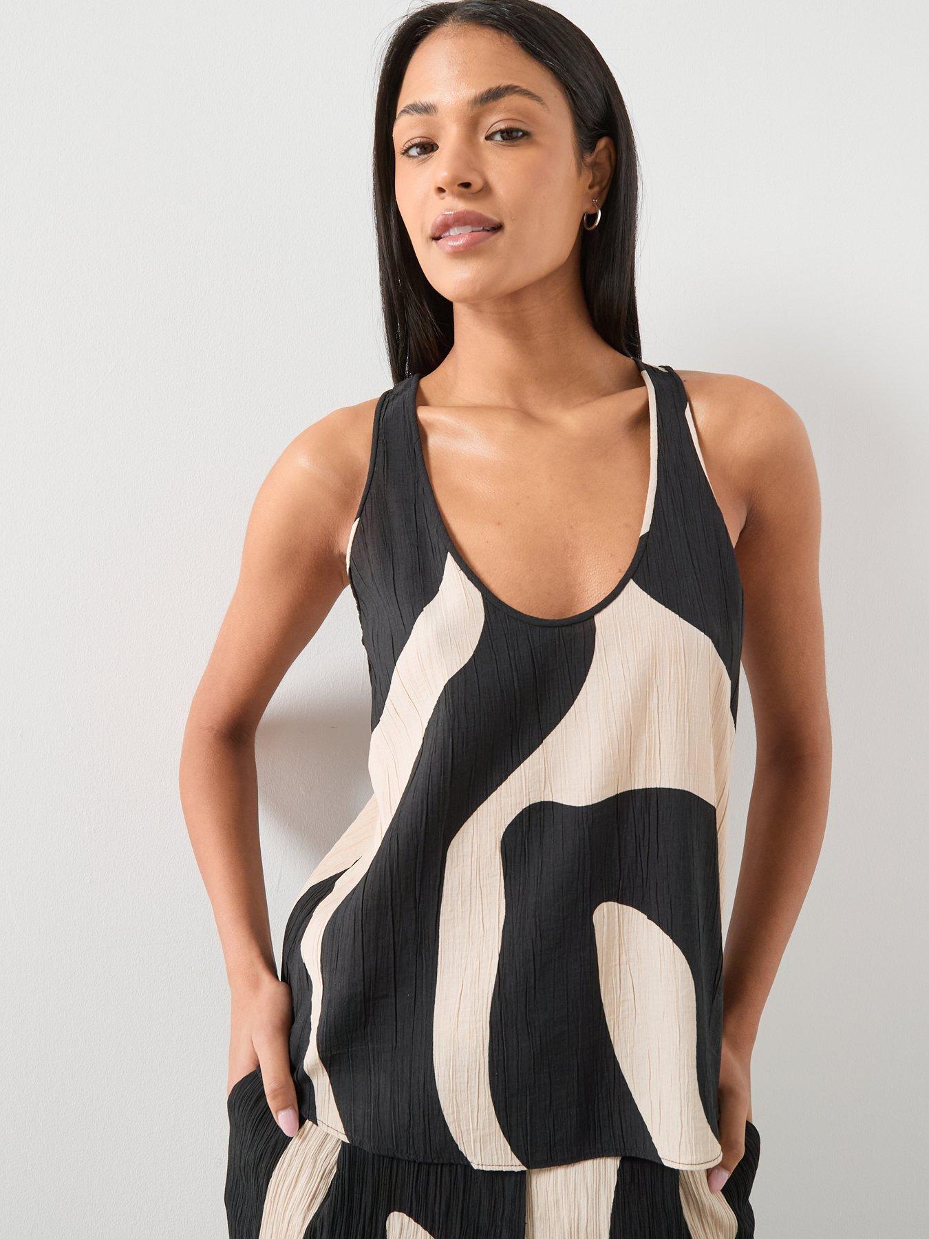  image of mango-printed-crop-top-black