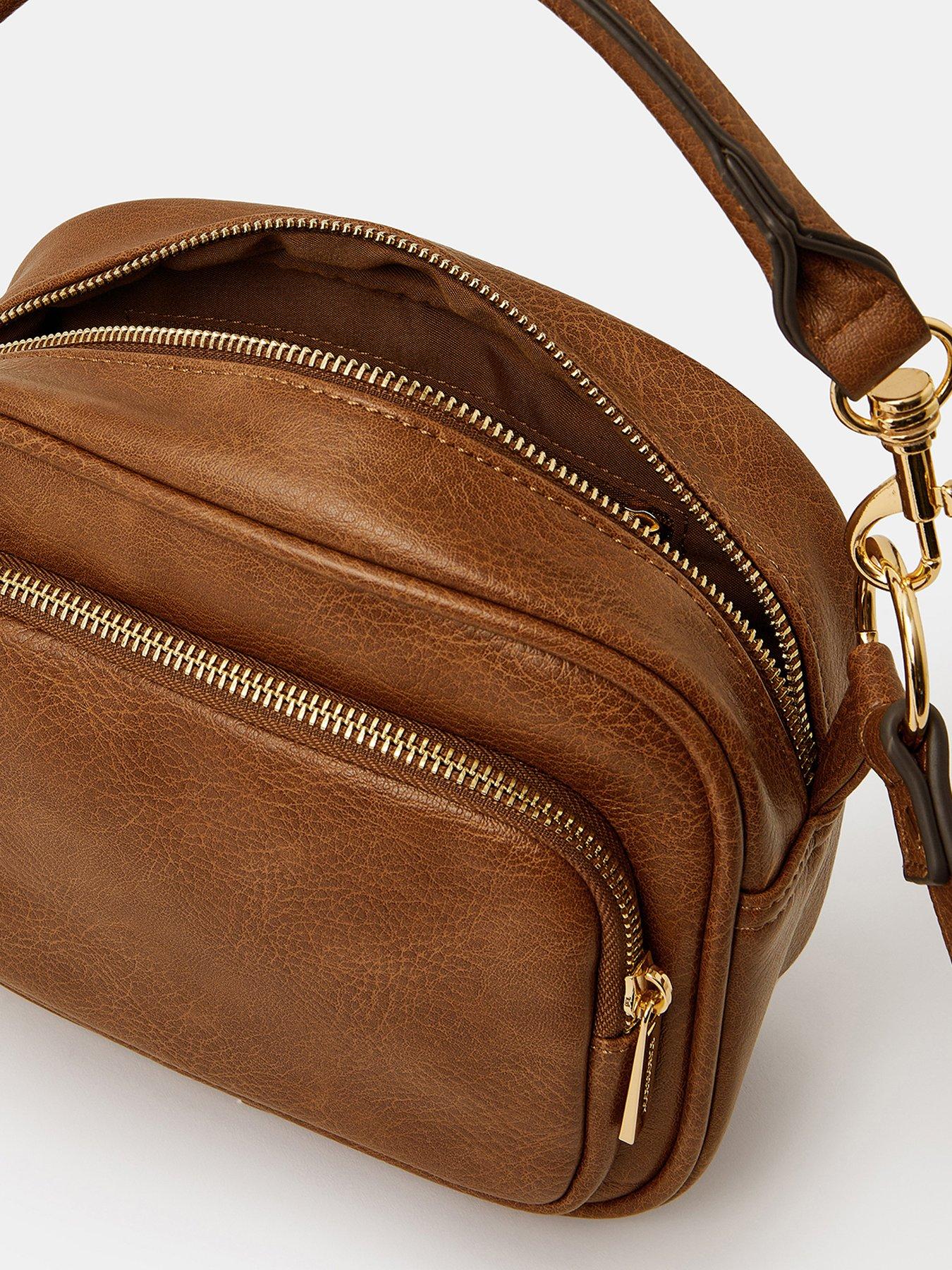 Image 4 of 5 of Accessorize Boxy Crossbody Bag