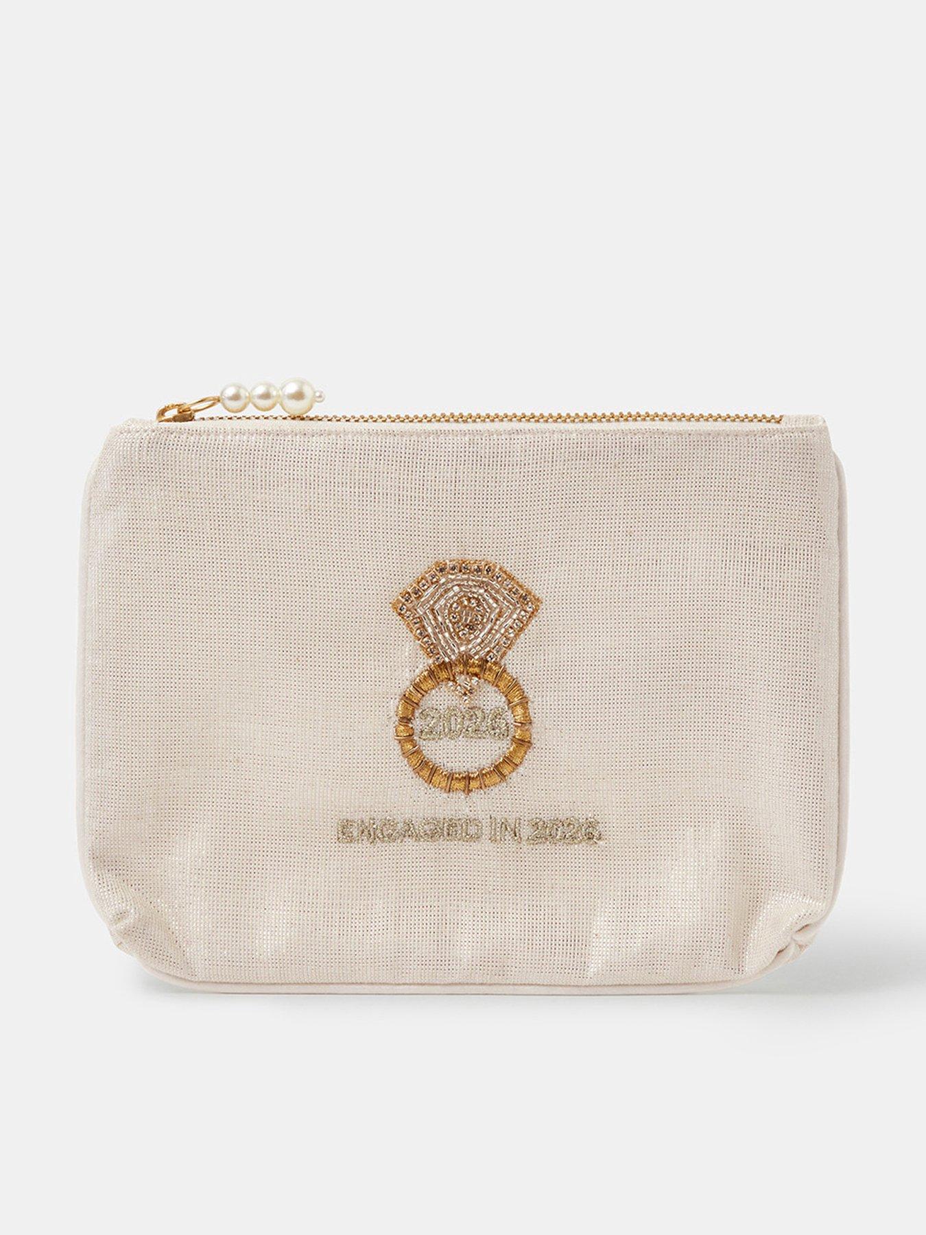accessorize-engaged-in-2026-engagement-ring-pouch