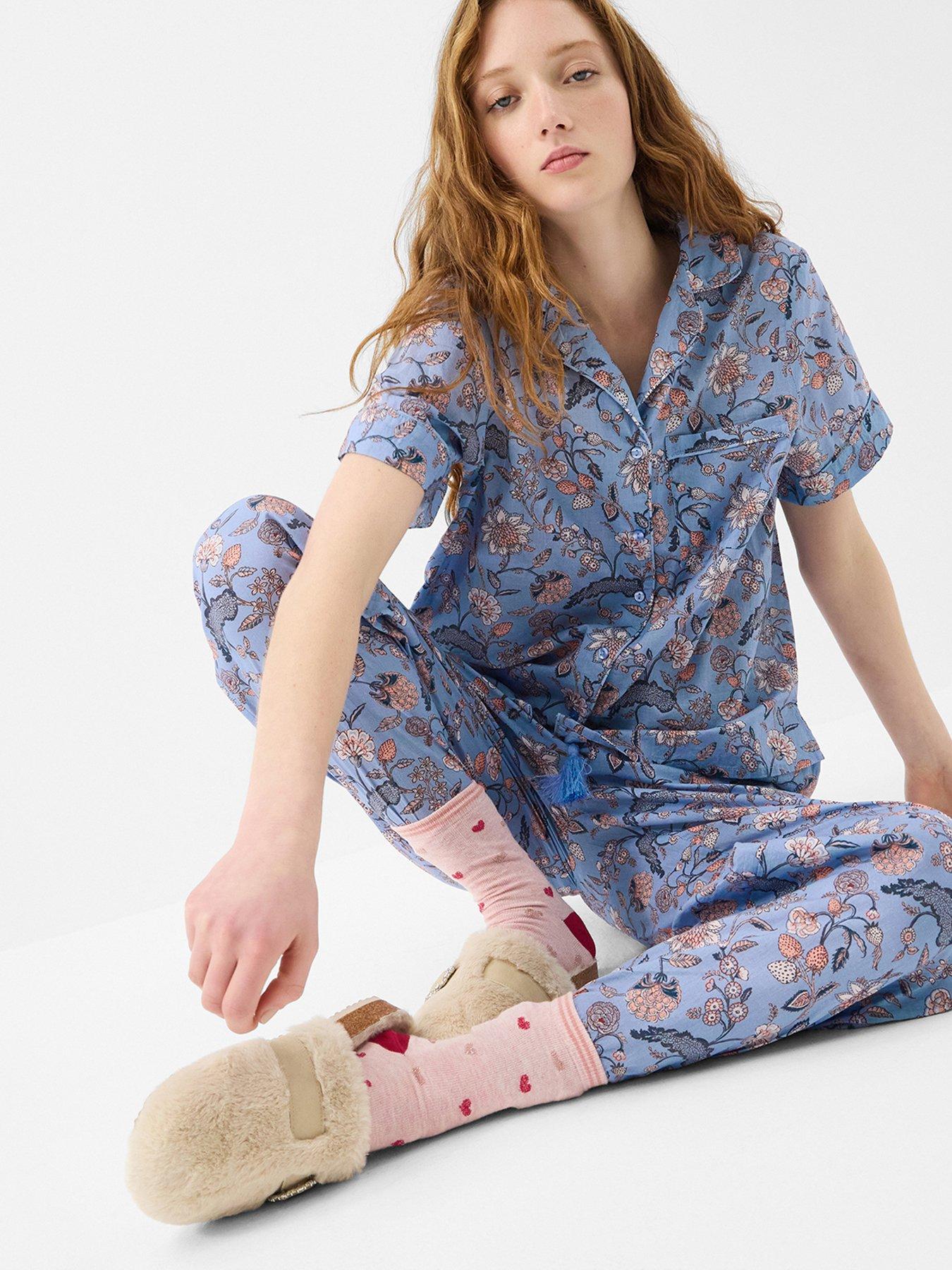 front image of accessorize-floral-print-long-pyjamas-set