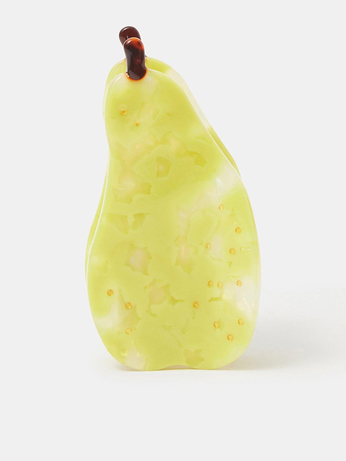 front image of accessorize-pear-claw-clip