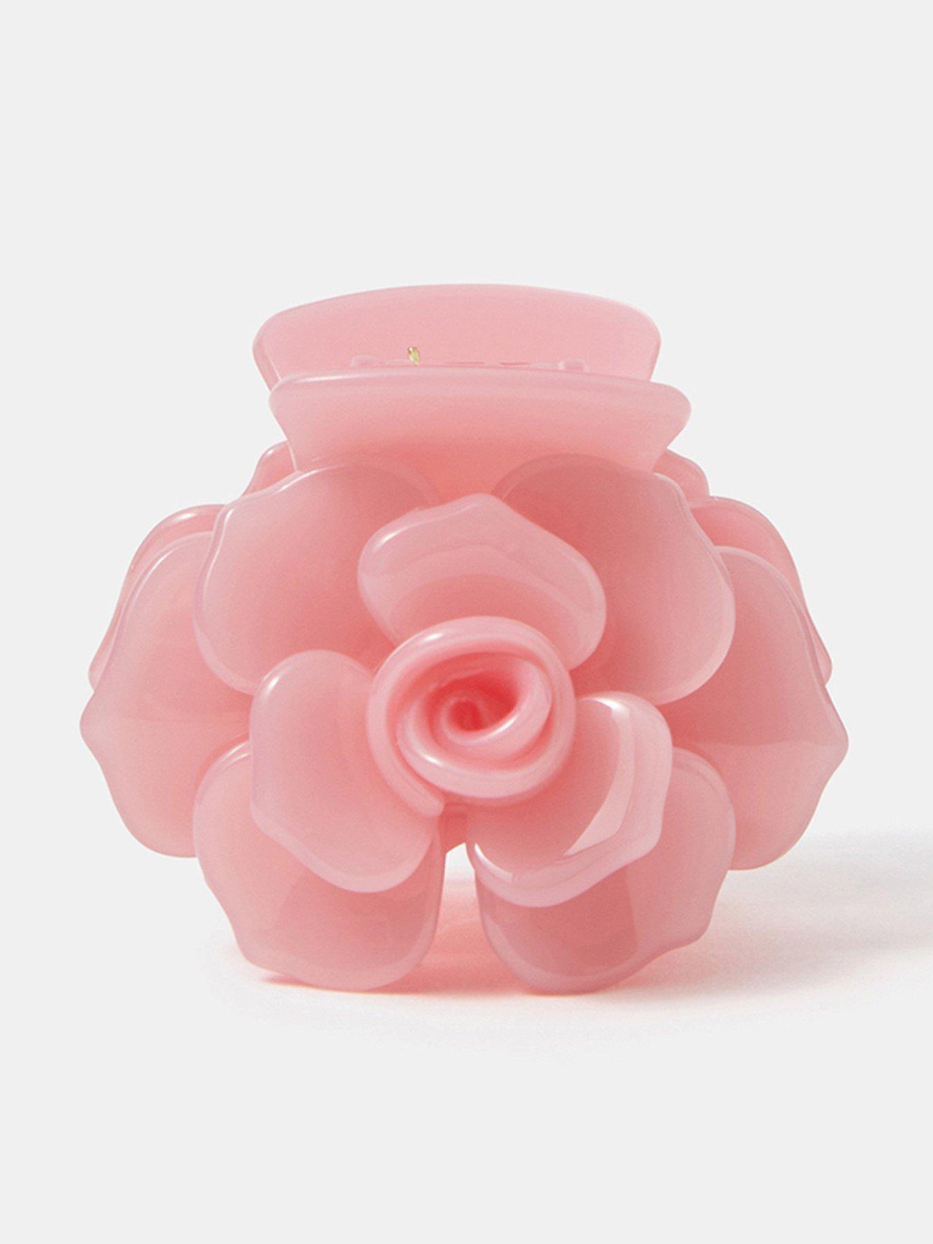 front image of accessorize-rose-claw-clip