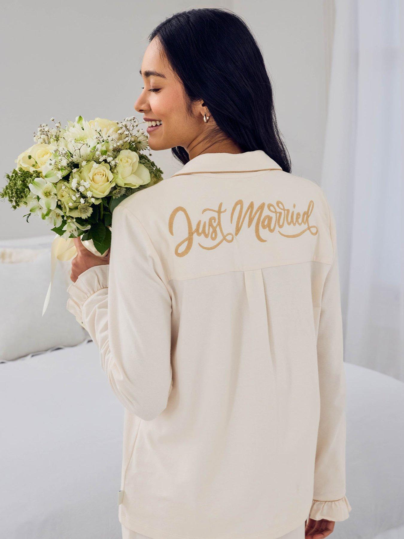 Image 6 of 6 of CHELSEA PEERS Chelsea Peers&nbsp;Cotton Embroidered Just Married Frill Long Pyjama Set - Cream