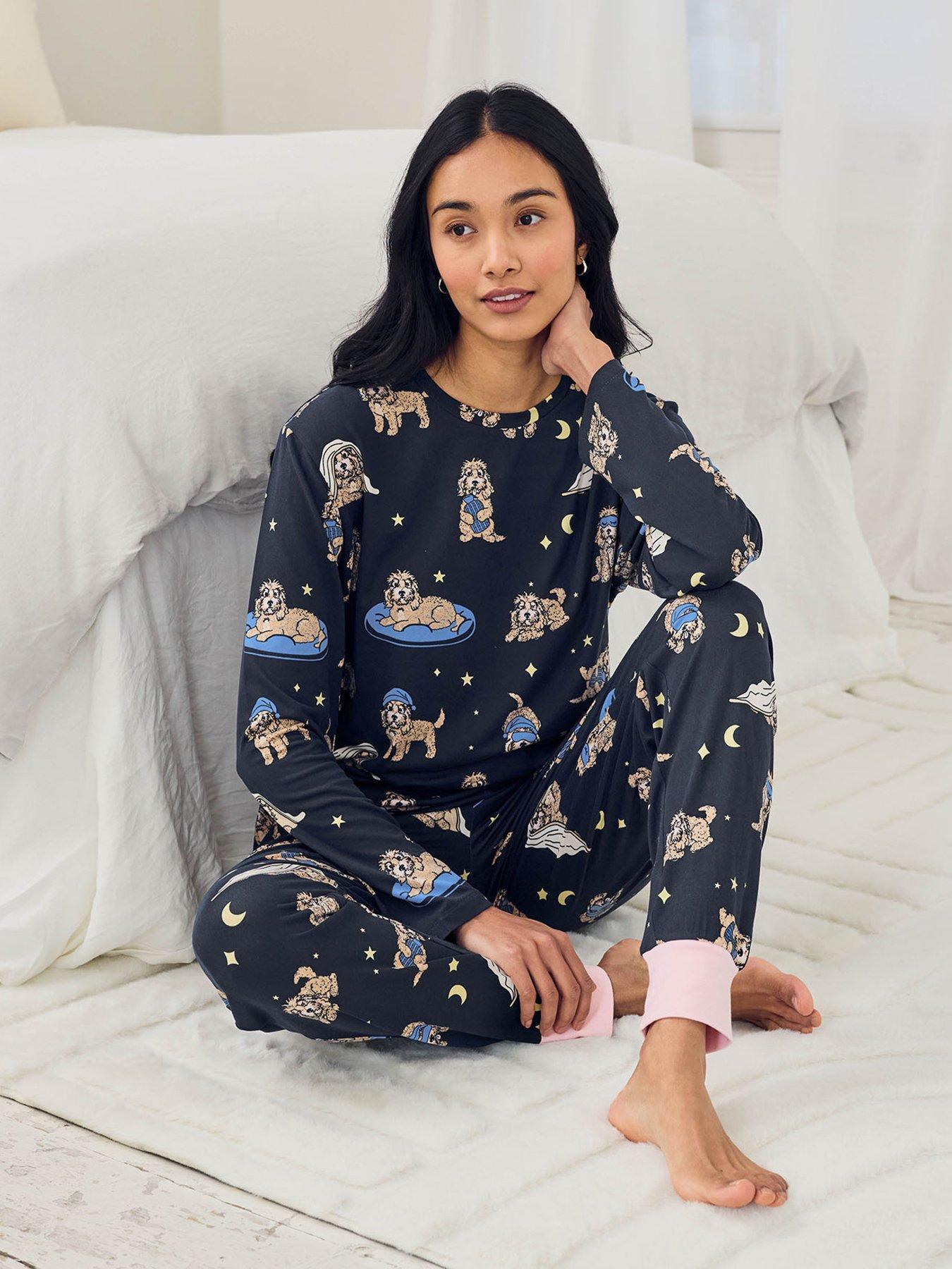 Image 4 of 5 of CHELSEA PEERS Cockapoo Snooze Print Long Pyjama Set