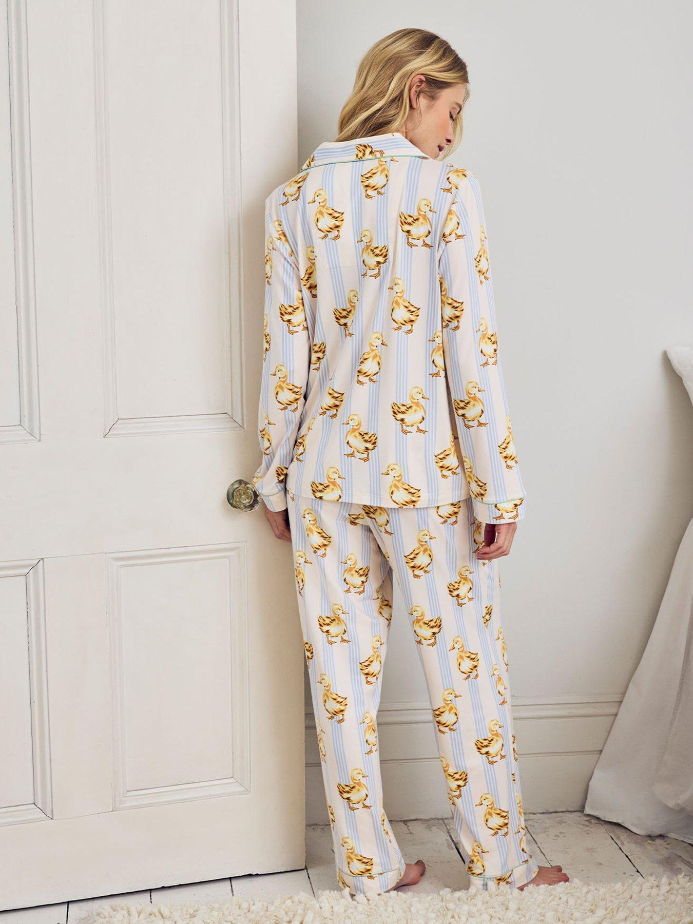 Image 2 of 4 of CHELSEA PEERS Fluffy Ducklings Stripe Long Pyjama Set
