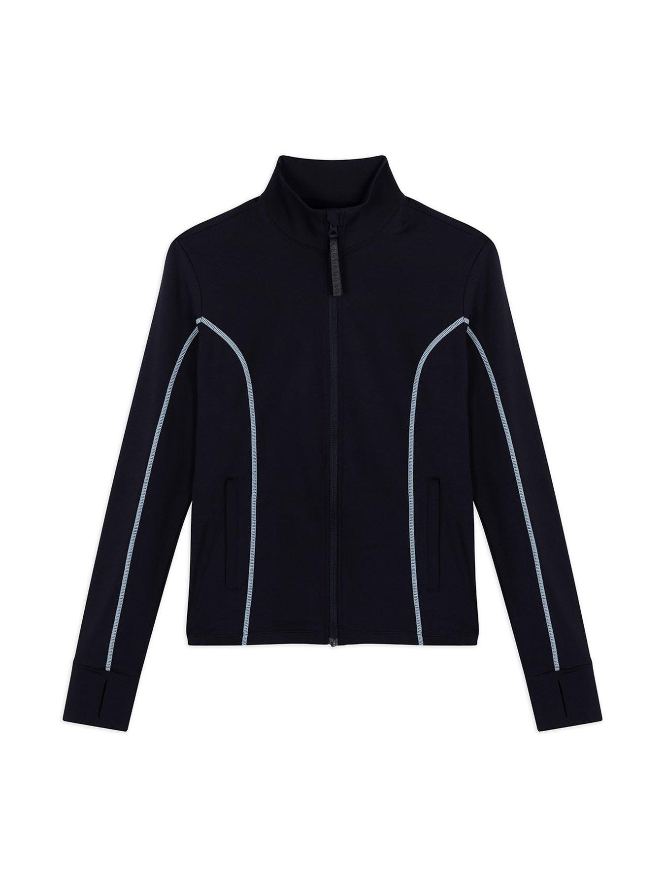 Image 6 of 6 of CHELSEA PEERS Softsculpt Jacket - Black