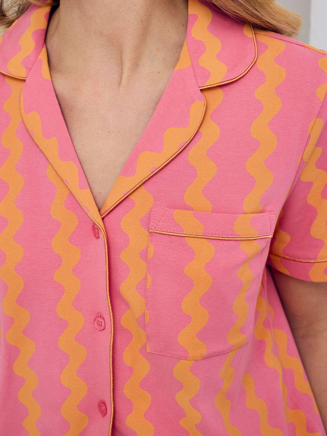 Image 6 of 7 of CHELSEA PEERS Cotton Sunset Wavy Stripe Button Up Short Pyjama Set