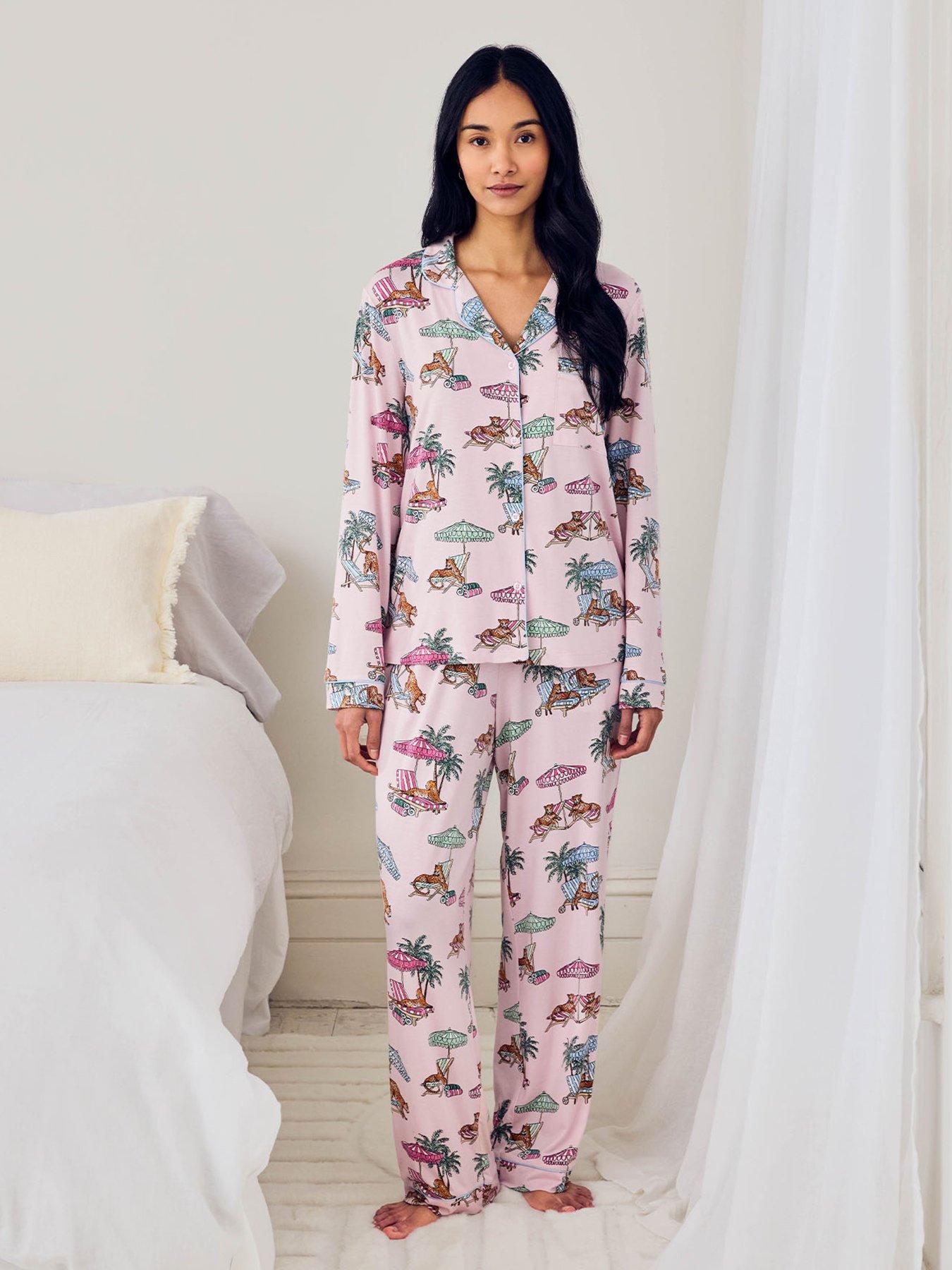 CHELSEA PEERS Chelsea Peers Modal Lounging Leopards Print Long Pyjama Set