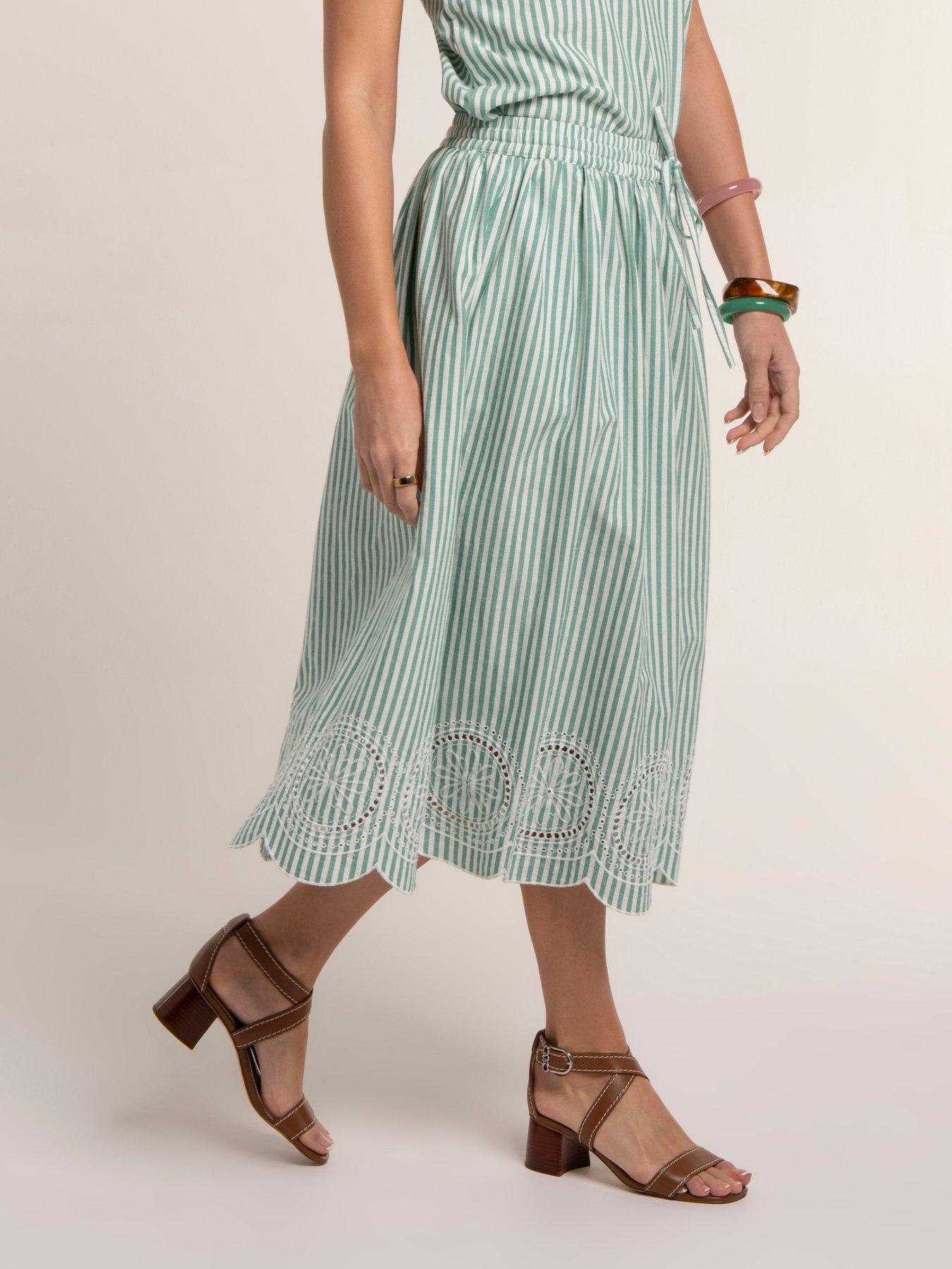 front image of brakeburn-hannah-skirt-green