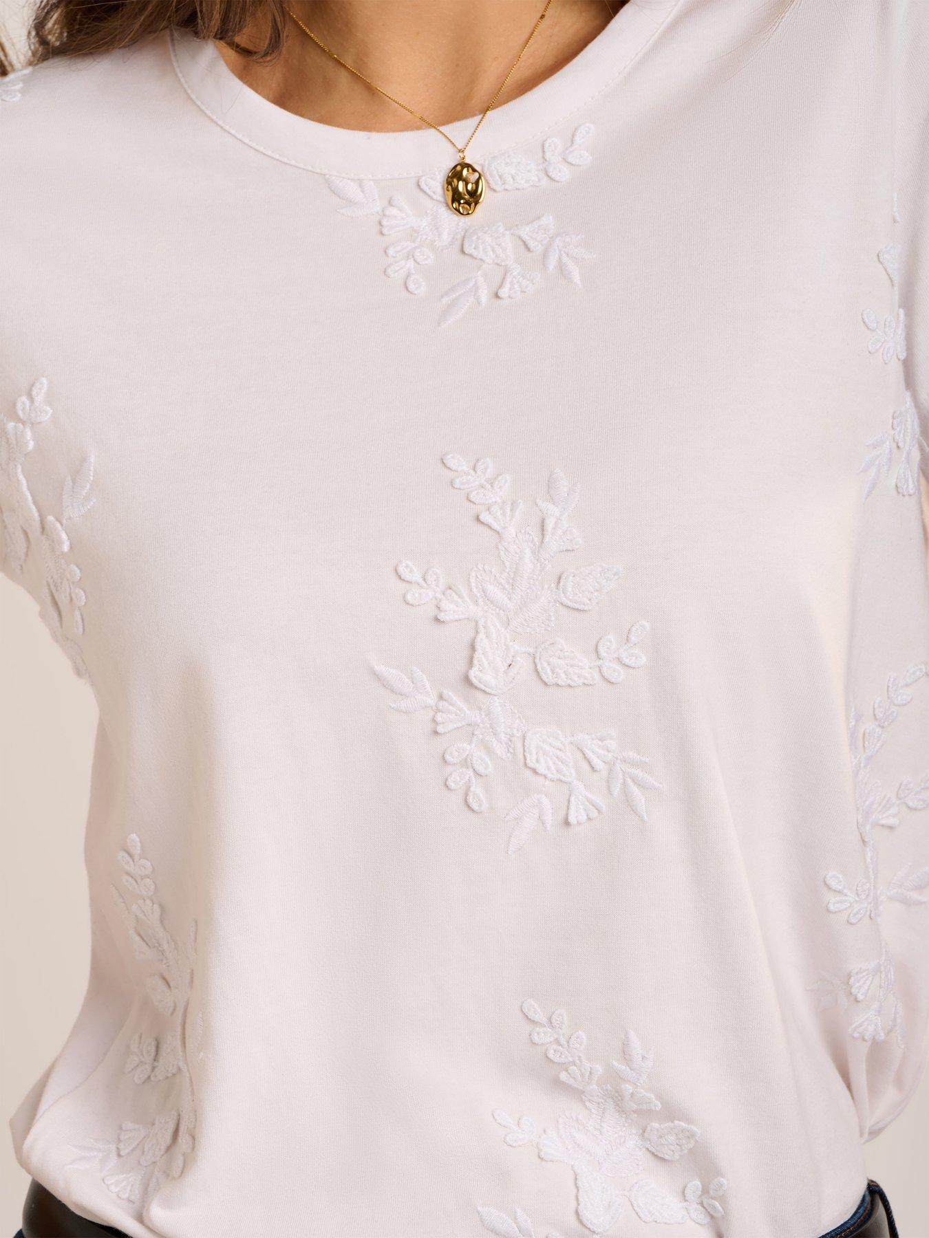  image of brakeburn-agathe-t--shirt